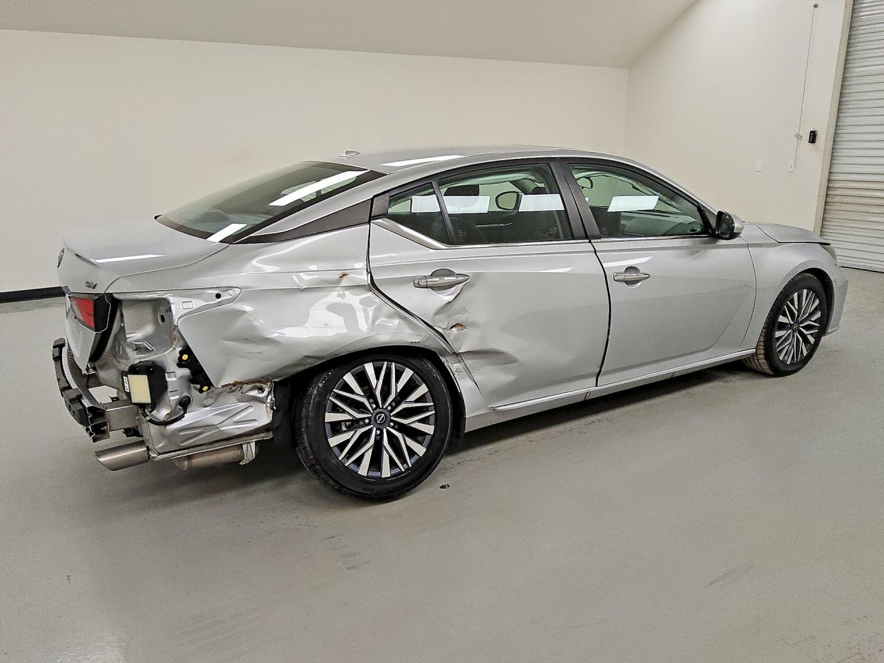 2023 Nissan Altima 2.5 Sv Silver vin: 1N4BL4DV2PN369619