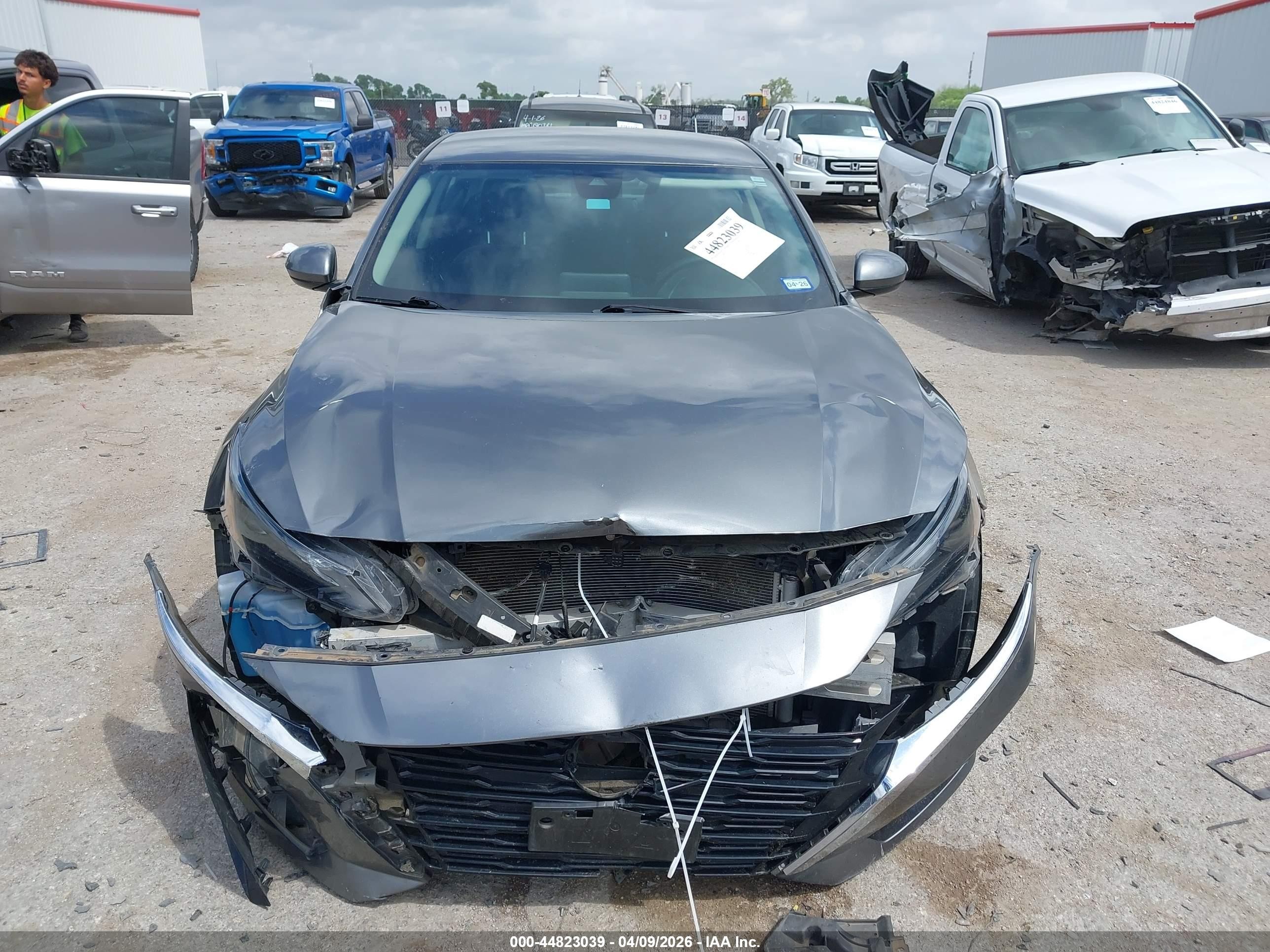 2023 Nissan Altima Sv Fwd Черный vin: 1N4BL4DV2PN376568