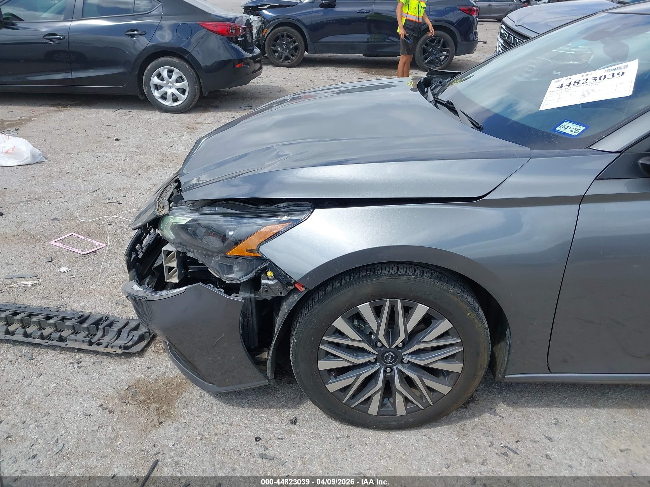 2023 Nissan Altima Sv Fwd Черный vin: 1N4BL4DV2PN376568