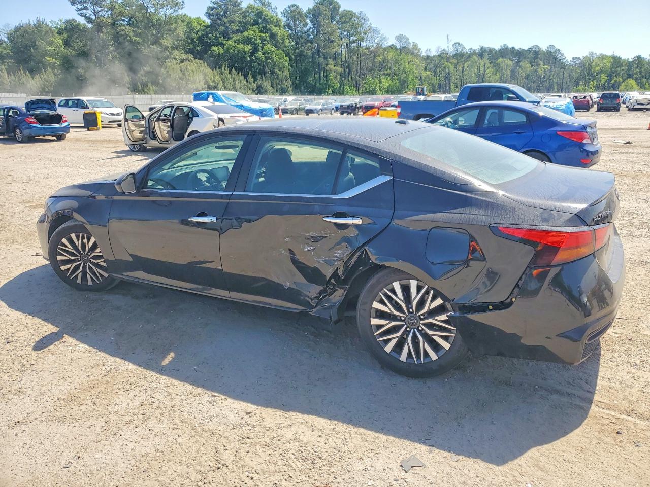 2024 Nissan Altima Sv Black vin: 1N4BL4DV2RN390280