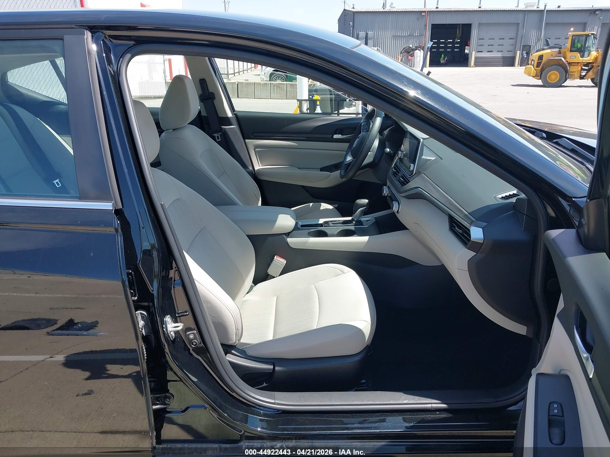 2025 Nissan Altima Sv Fwd Black vin: 1N4BL4DV2SN316976