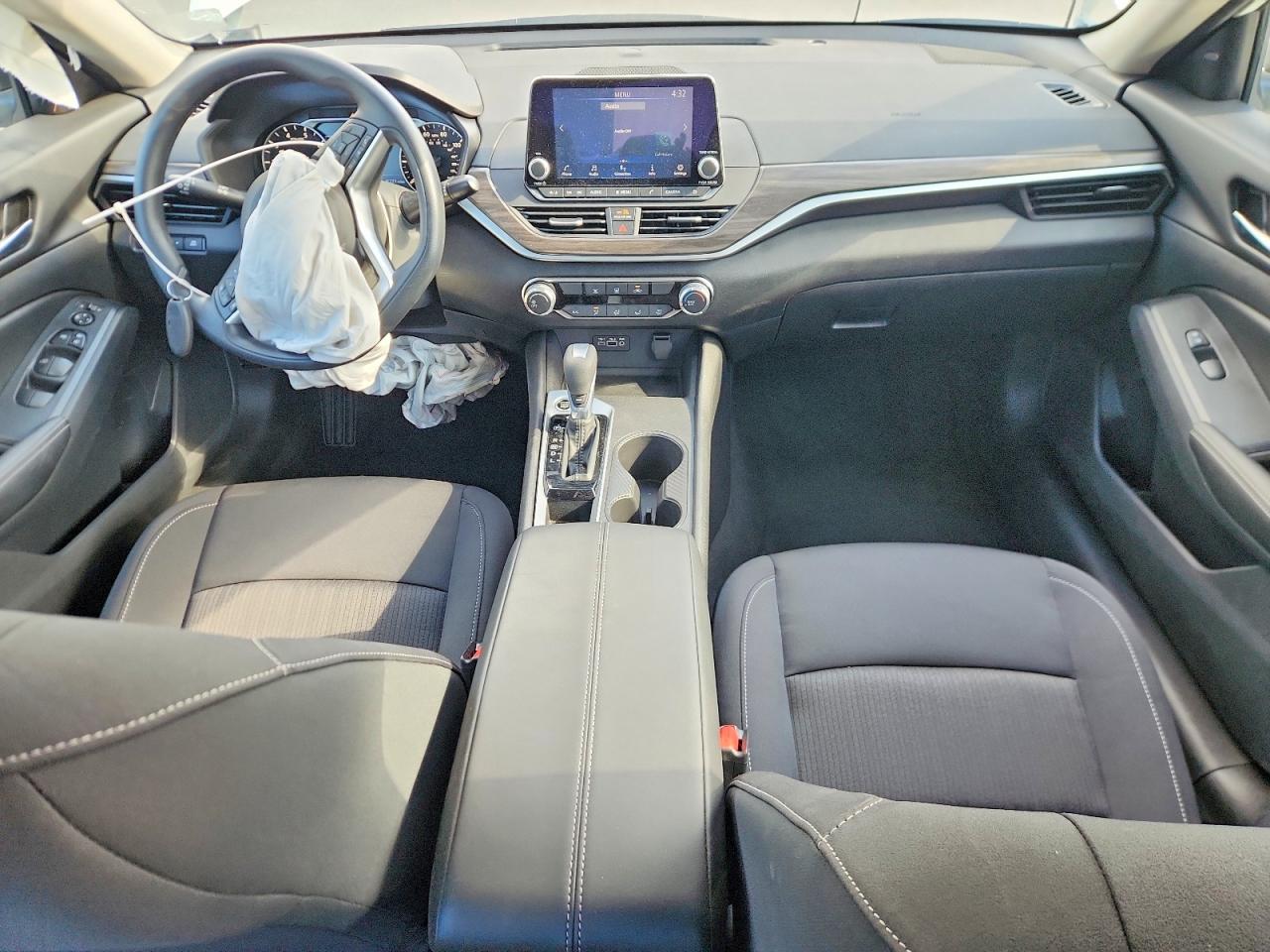 2025 Nissan Altima Sv White vin: 1N4BL4DV2SN342641