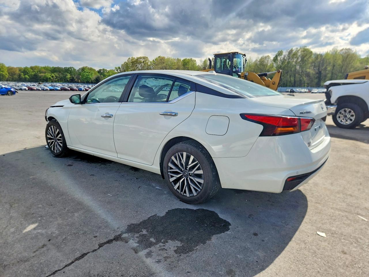 2025 Nissan Altima Sv White vin: 1N4BL4DV2SN342641
