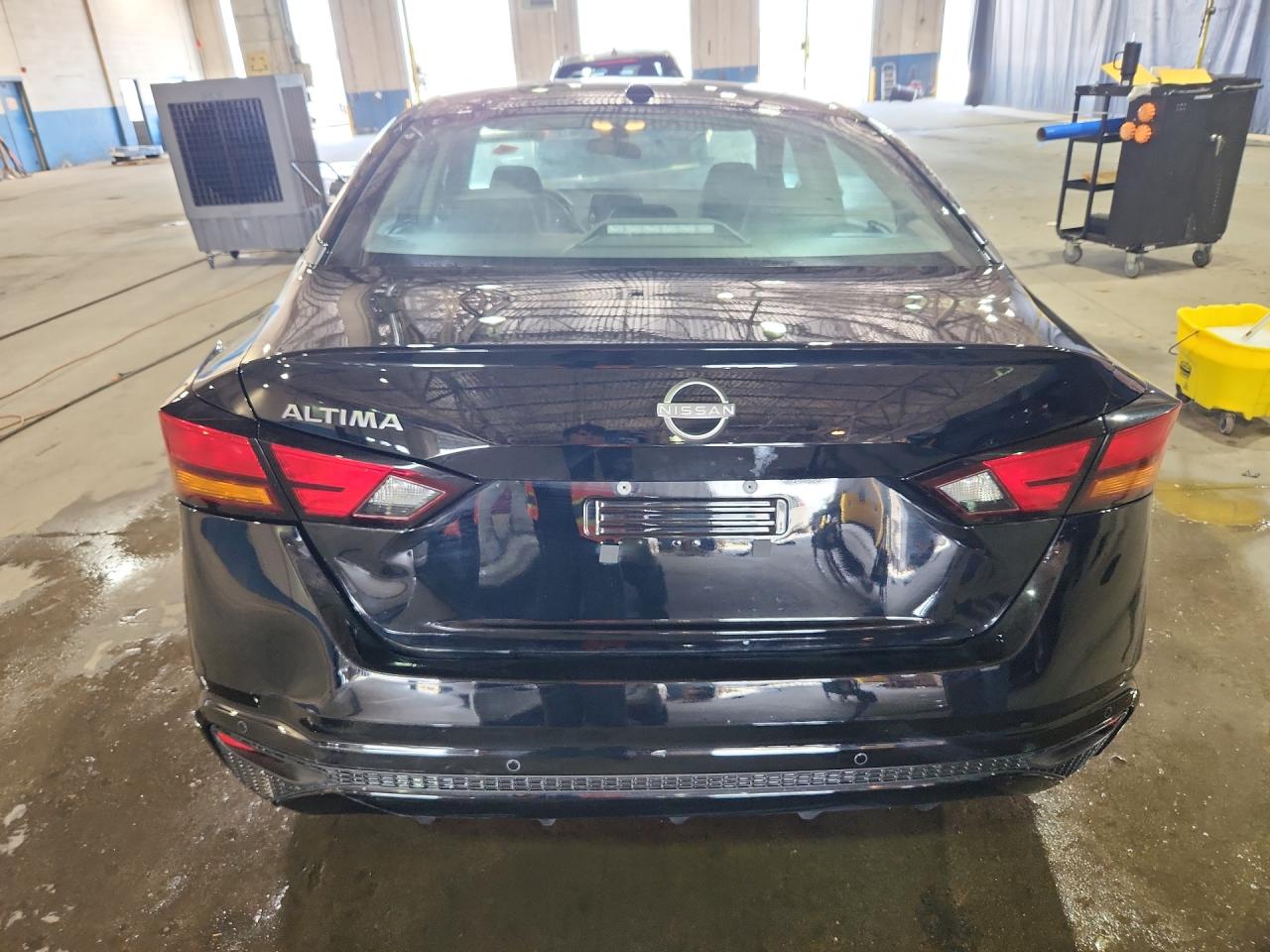 2025 Nissan Altima Sv Black vin: 1N4BL4DV2SN402322 Damage: Deck Lid, Dent(S) W/ Paint Dmg, 5 To 6 Inches