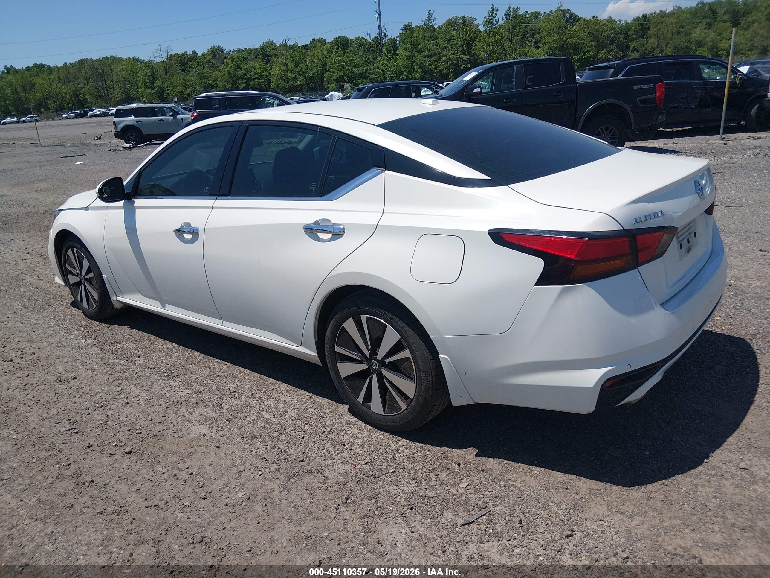 2019 Nissan Altima 2.5 Sv Белый vin: 1N4BL4DV3KC164315