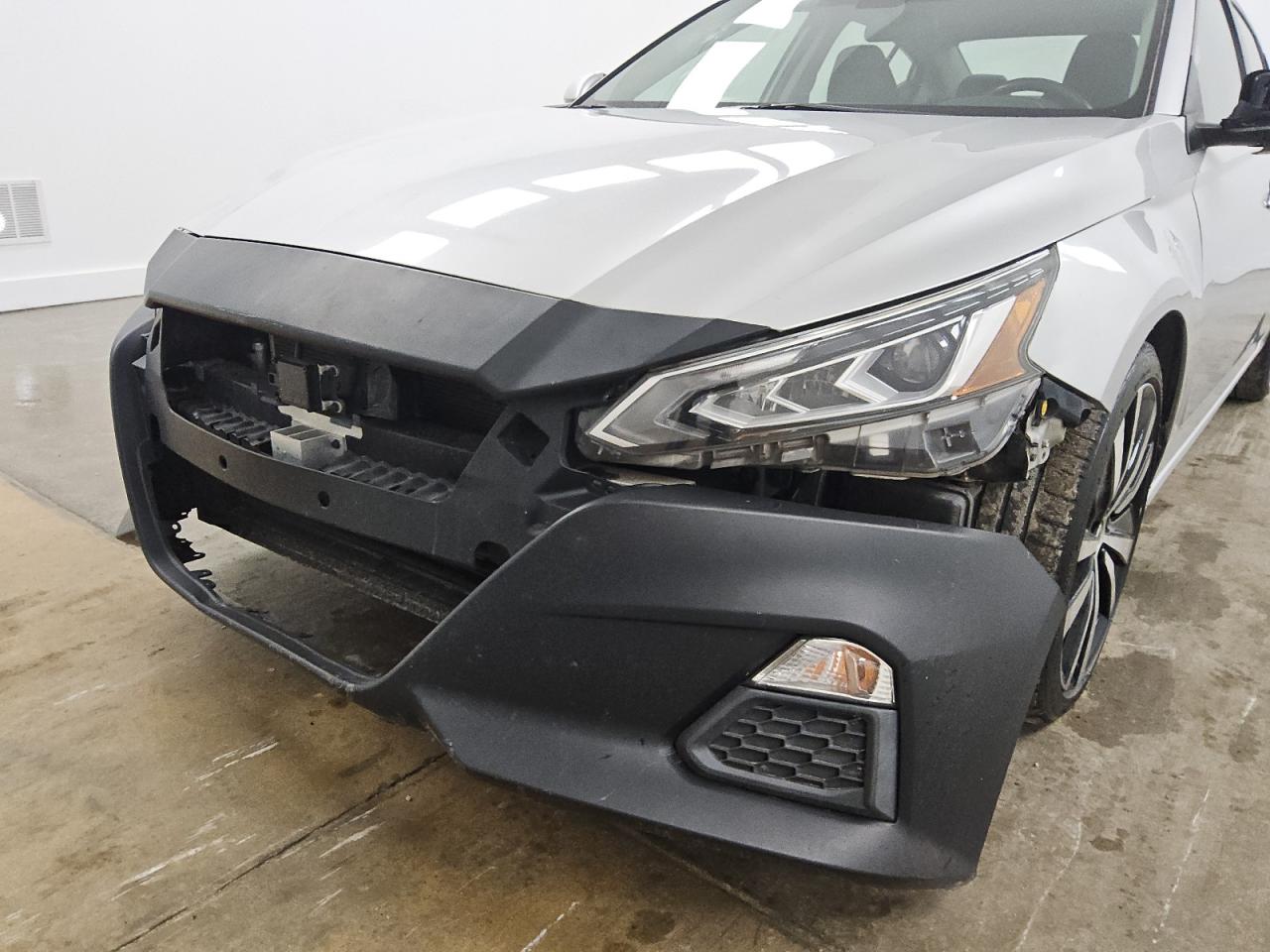 2021 Nissan Altima Sv Серебряный vin: 1N4BL4DV3MN341954 Damage: Front Bumper, Replaced, Substandard Repair