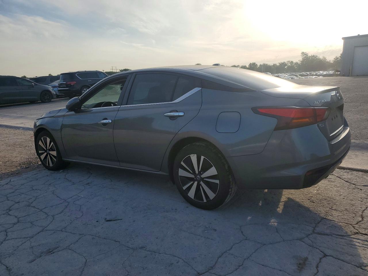 2021 Nissan Altima Sv Silver vin: 1N4BL4DV3MN388529