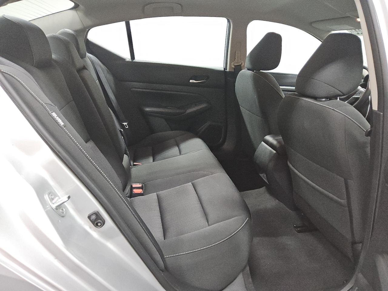 2022 Nissan Altima Sv Silver vin: 1N4BL4DV3NN374504
