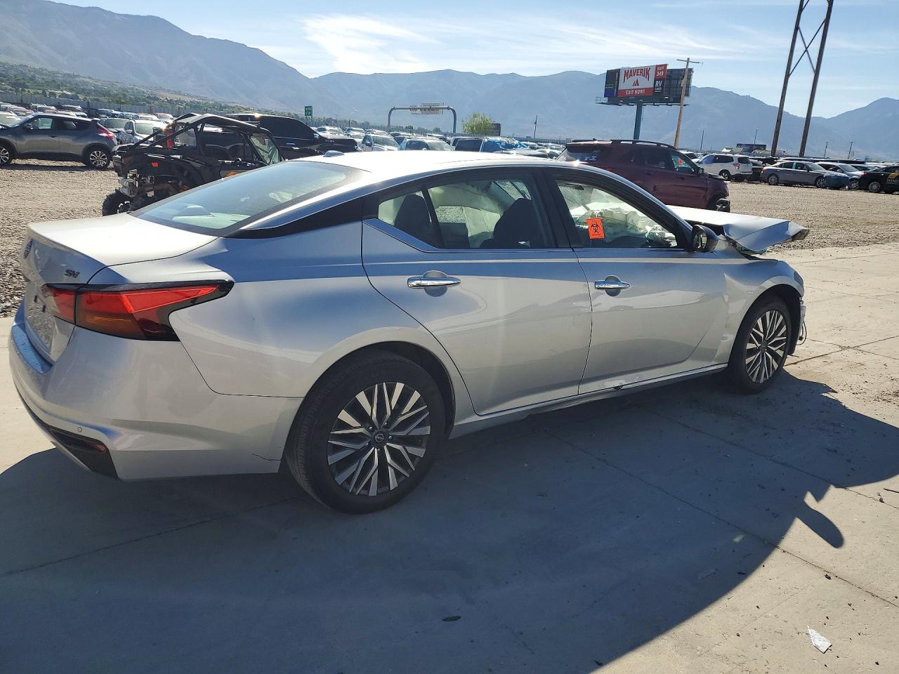 2024 Nissan Altima Sv Silver vin: 1N4BL4DV3RN392054