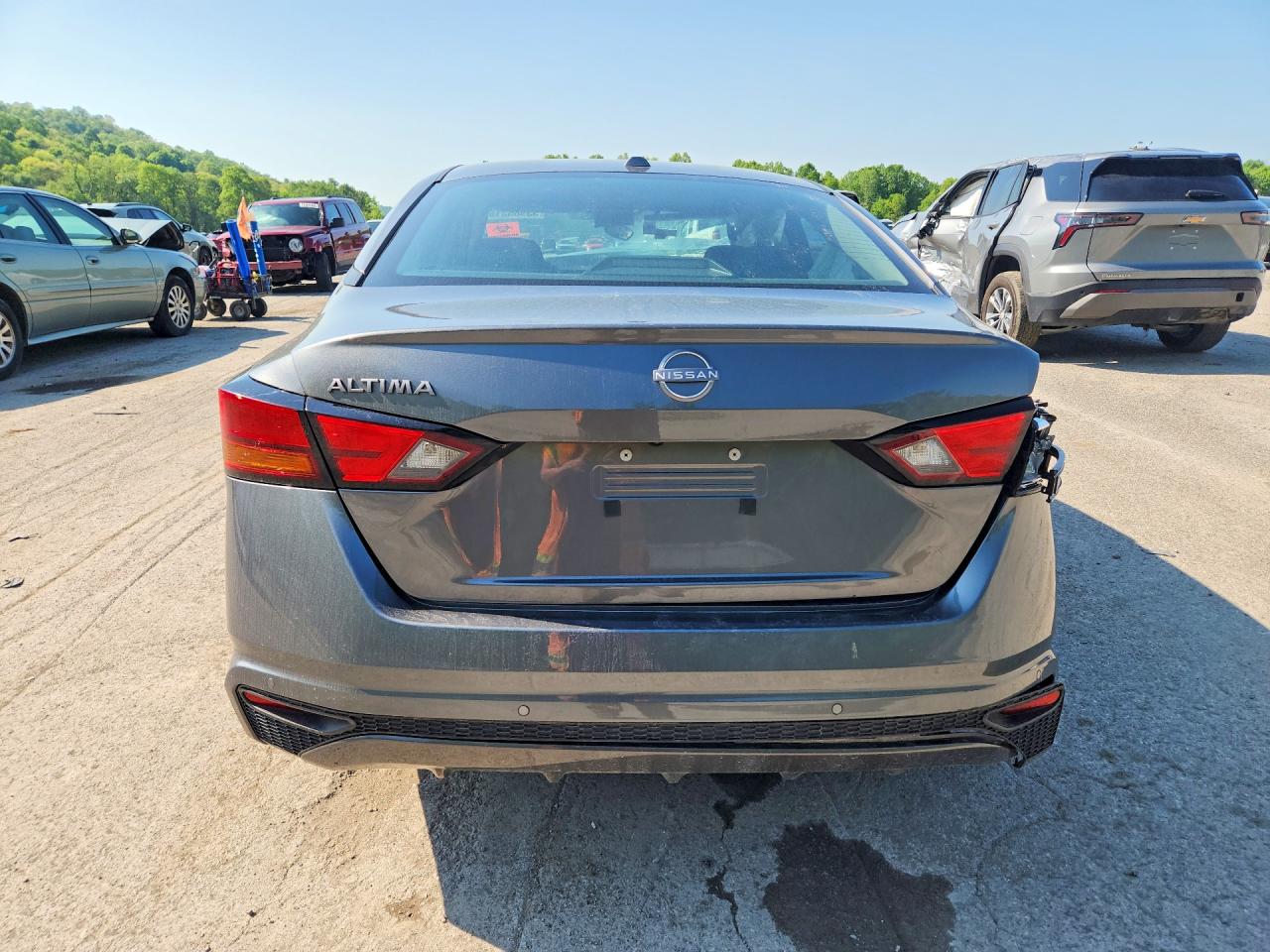 2025 Nissan Altima Sv Gray vin: 1N4BL4DV3SN367824