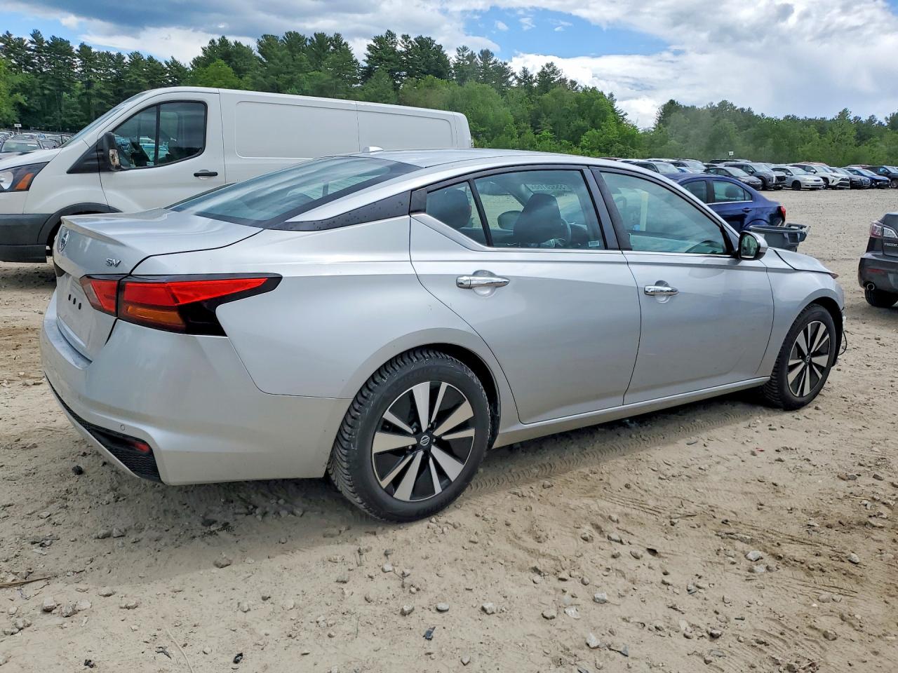 2021 Nissan Altima Sv Silver vin: 1N4BL4DV4MN352428
