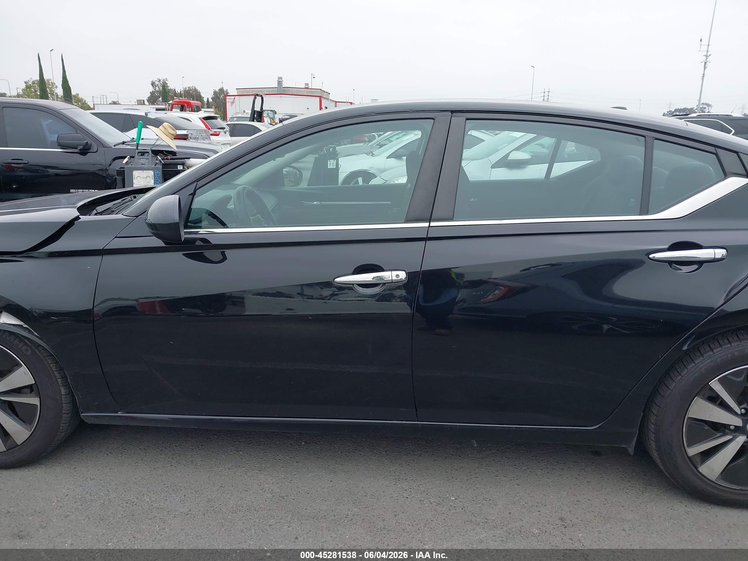 2021 Nissan Altima Sv Fwd Black vin: 1N4BL4DV4MN411638