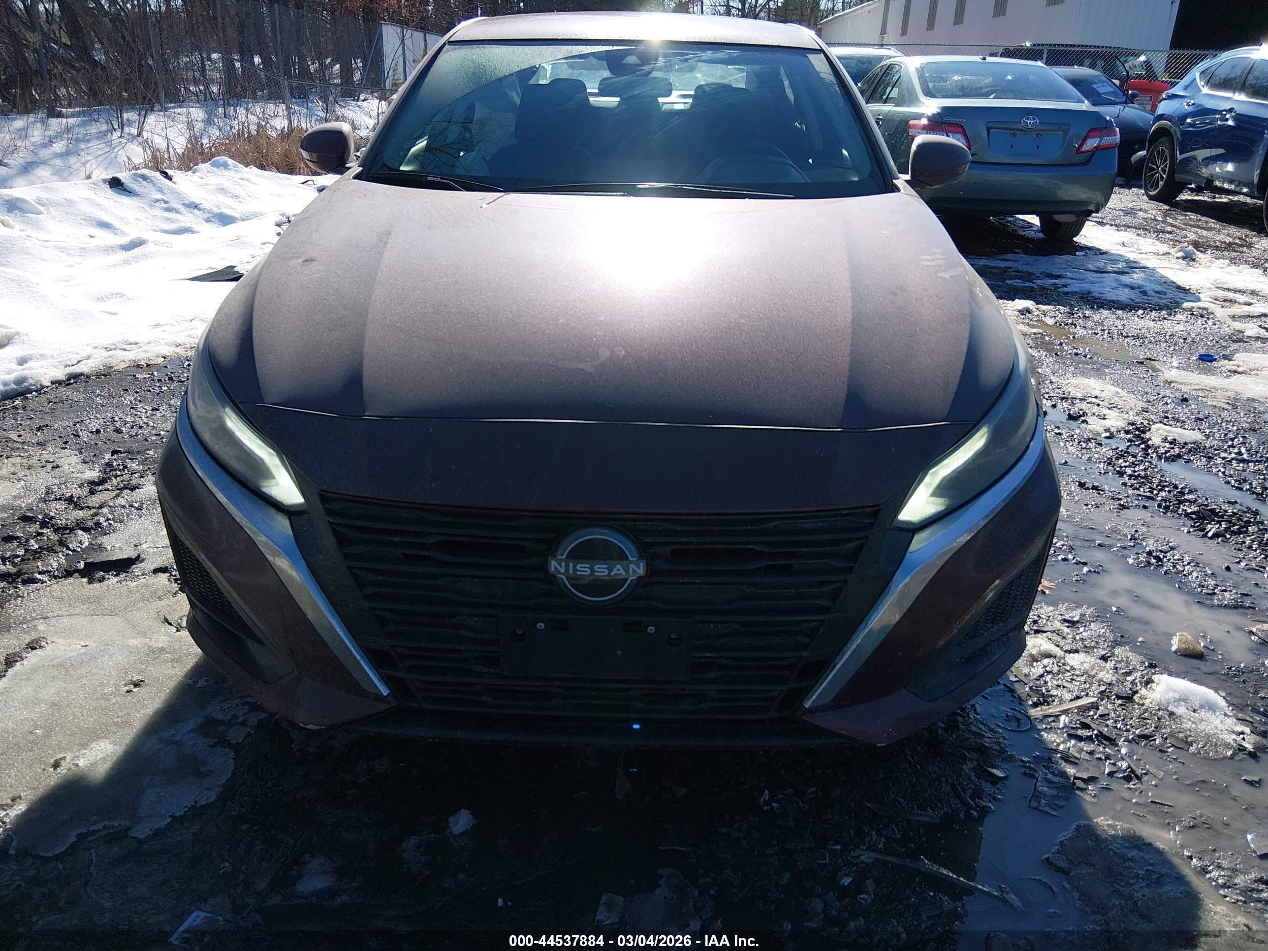 2023 Nissan Altima Sv Fwd Maroon vin: 1N4BL4DV4PN379875