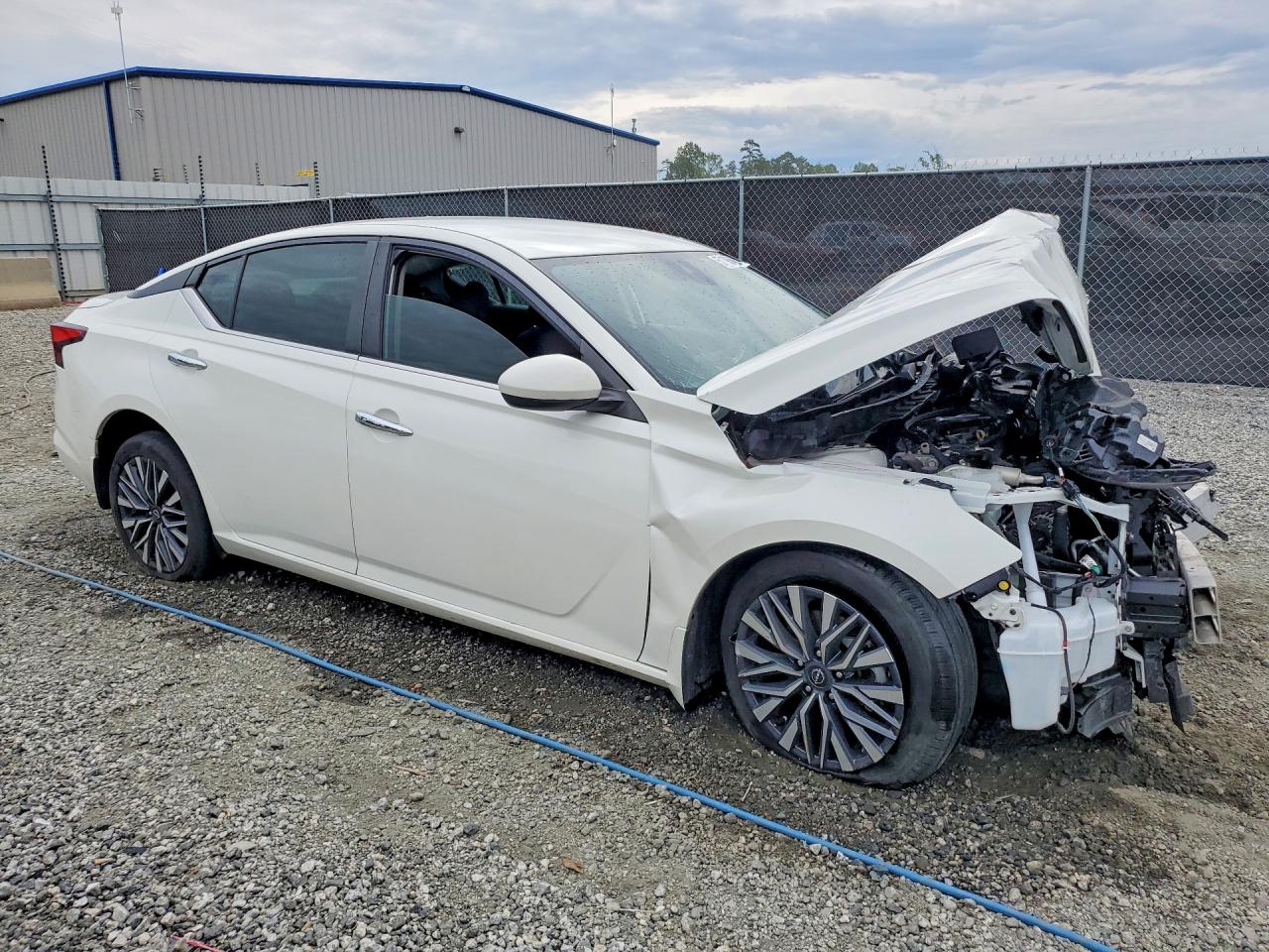 2023 Nissan Altima Sv White vin: 1N4BL4DV4PN414172