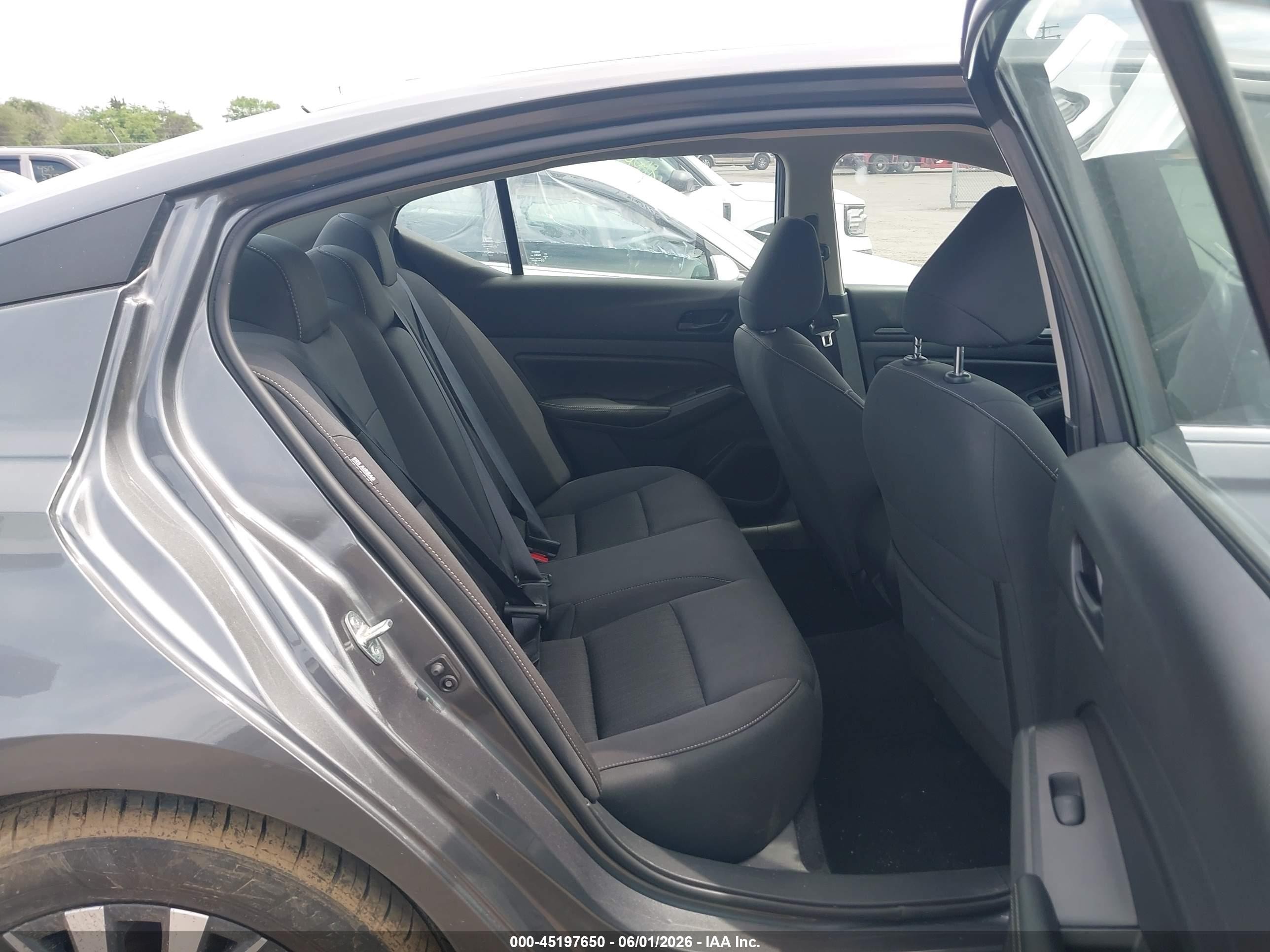 2024 Nissan Altima Sv Fwd Серый vin: 1N4BL4DV4RN317721