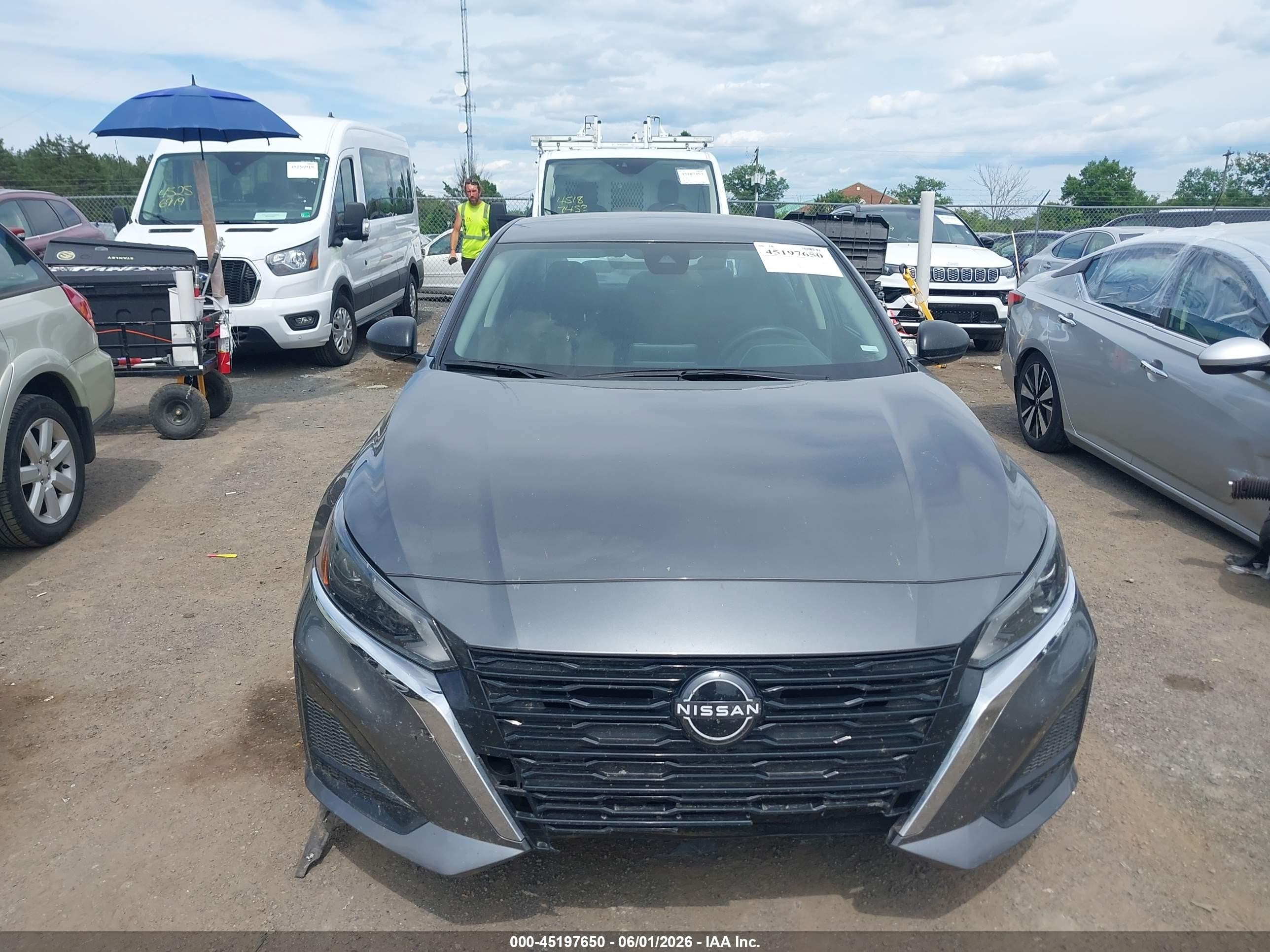 2024 Nissan Altima Sv Fwd Серый vin: 1N4BL4DV4RN317721