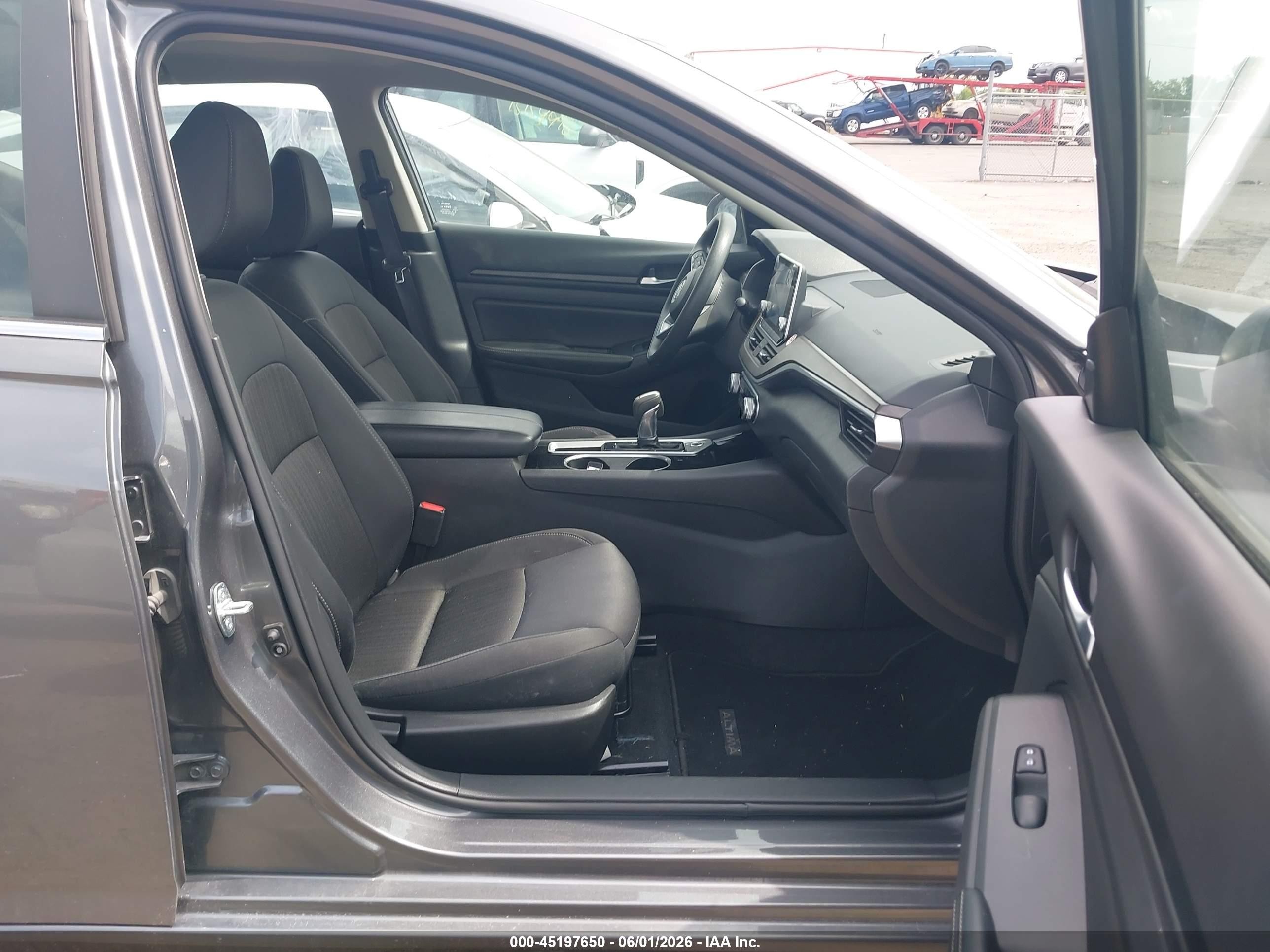 2024 Nissan Altima Sv Fwd Серый vin: 1N4BL4DV4RN317721