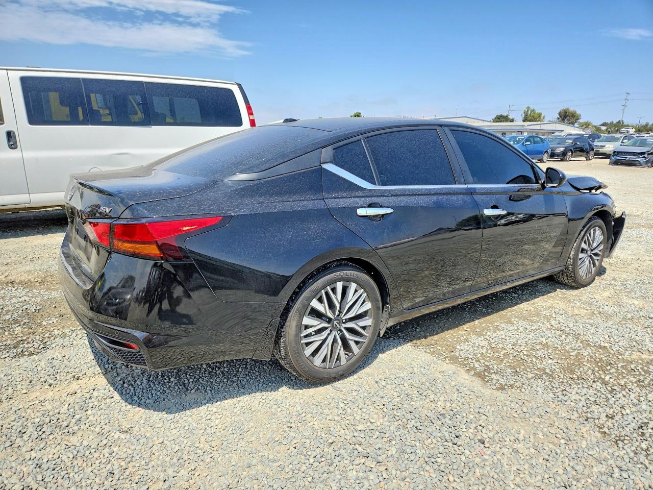 2024 Nissan Altima Sv Black vin: 1N4BL4DV4RN351268