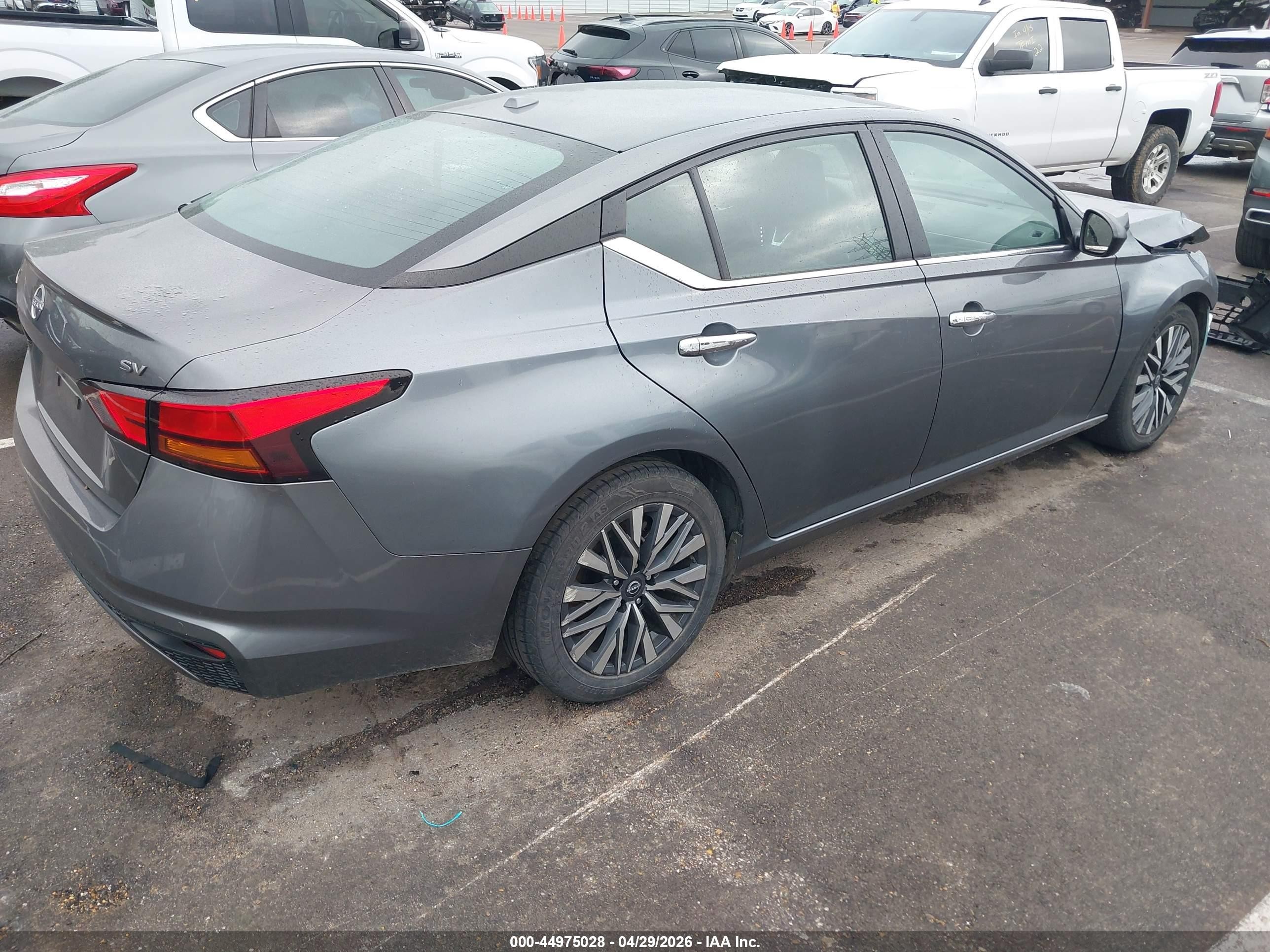 2024 Nissan Altima Sv Fwd Gray vin: 1N4BL4DV4RN371018