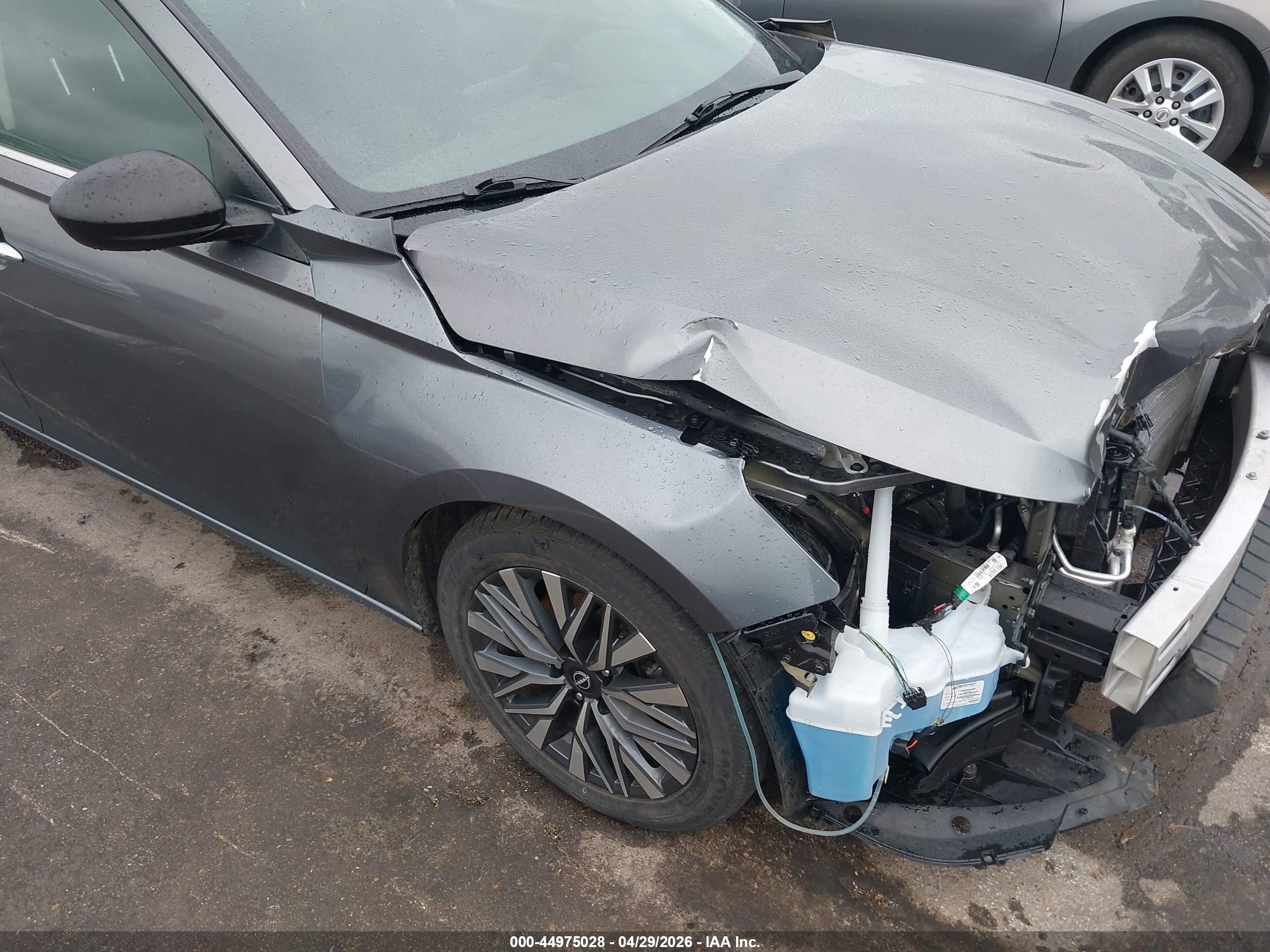 2024 Nissan Altima Sv Fwd Gray vin: 1N4BL4DV4RN371018