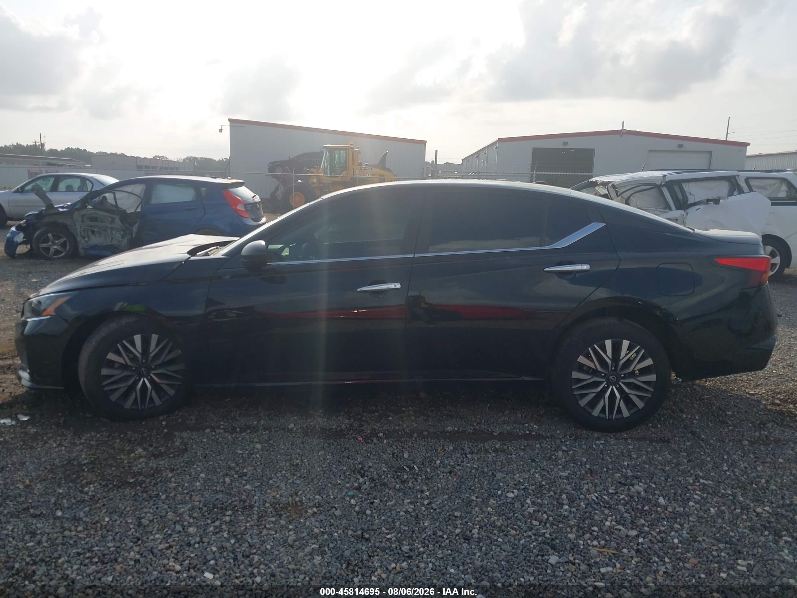 2025 Nissan Altima Sv Fwd Black vin: 1N4BL4DV4SN384969