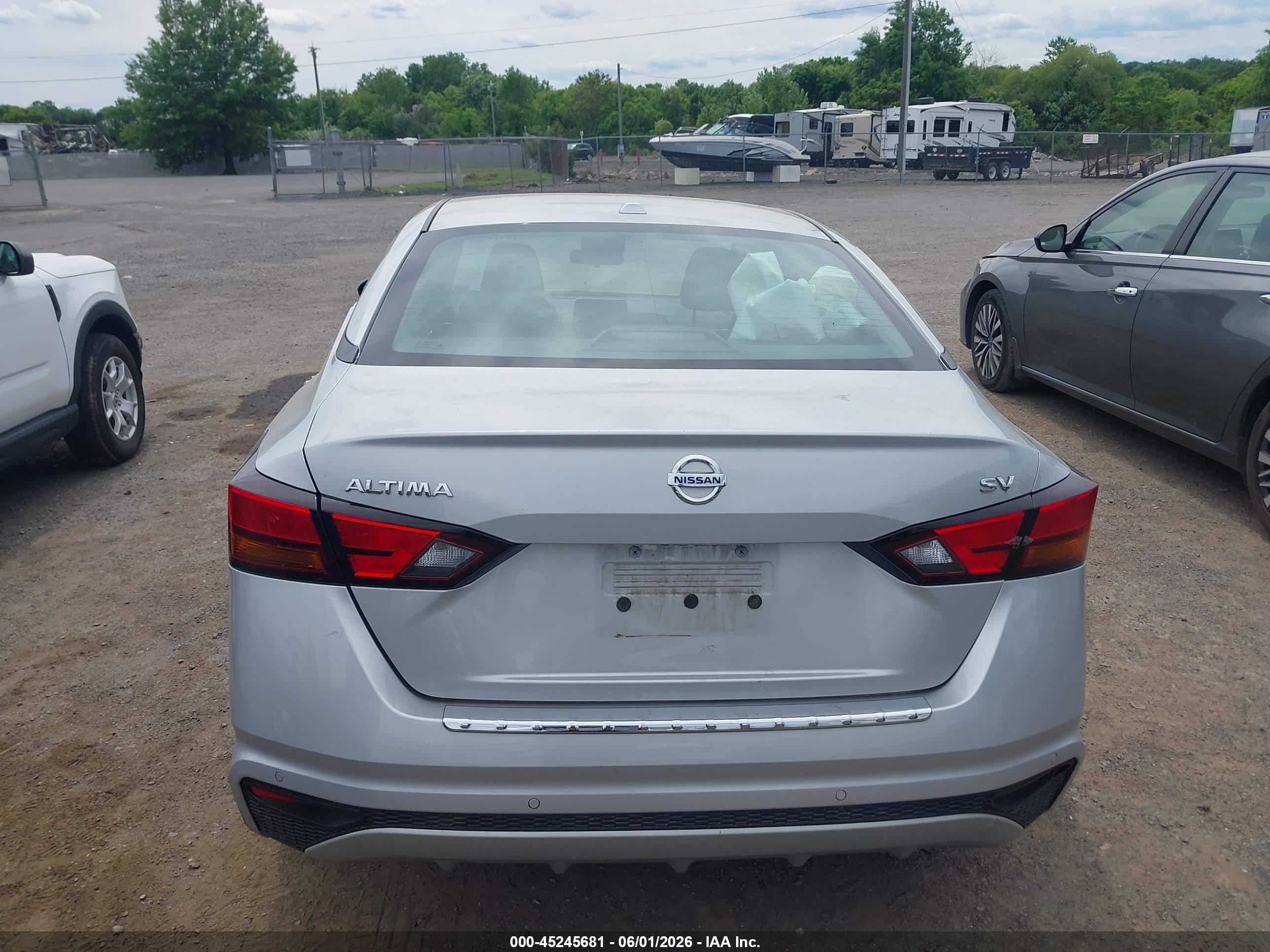 2021 Nissan Altima Sv Fwd Silver vin: 1N4BL4DV5MN415438