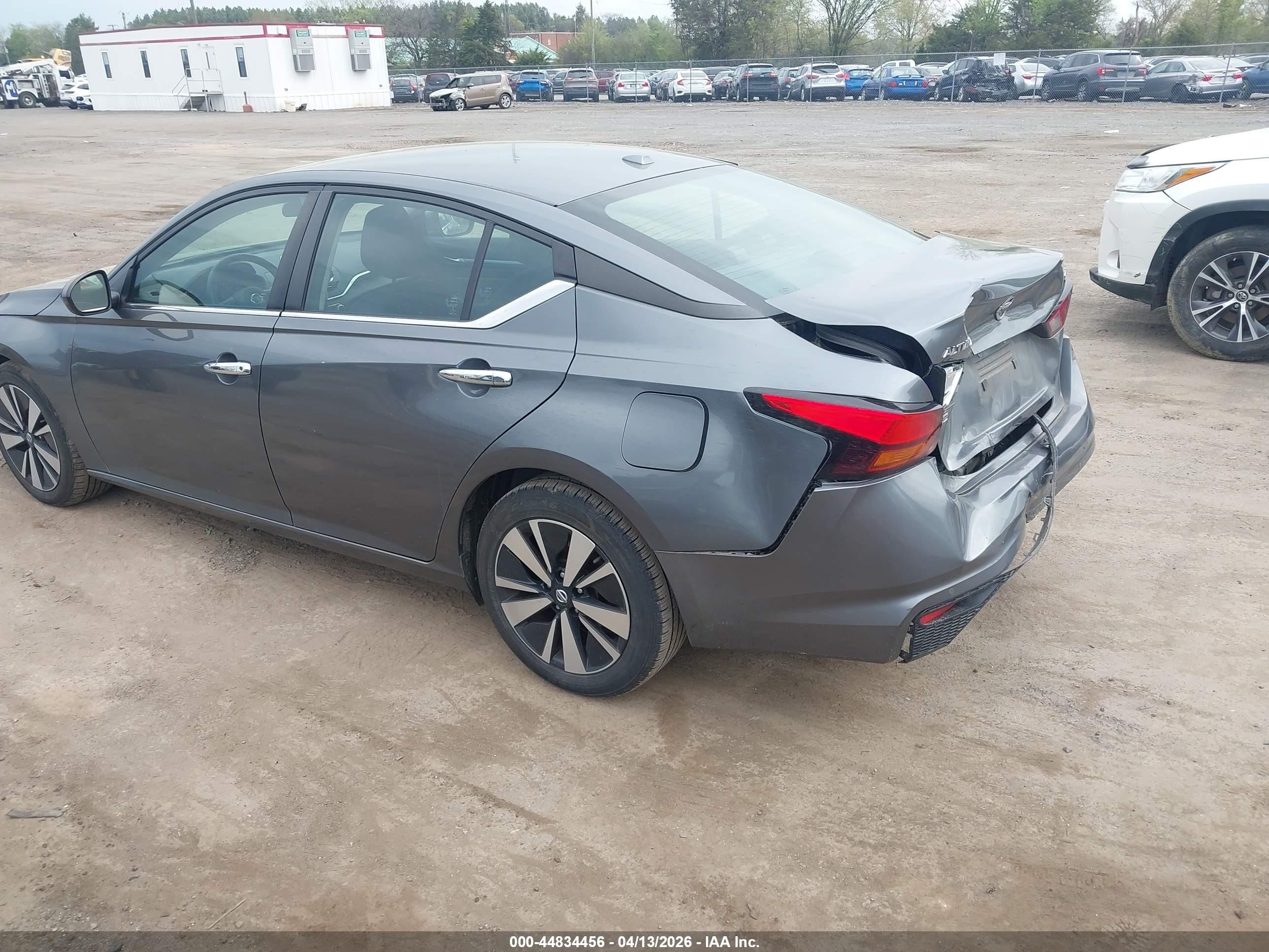 2022 Nissan Altima Sv Fwd Серый vin: 1N4BL4DV5NN404697