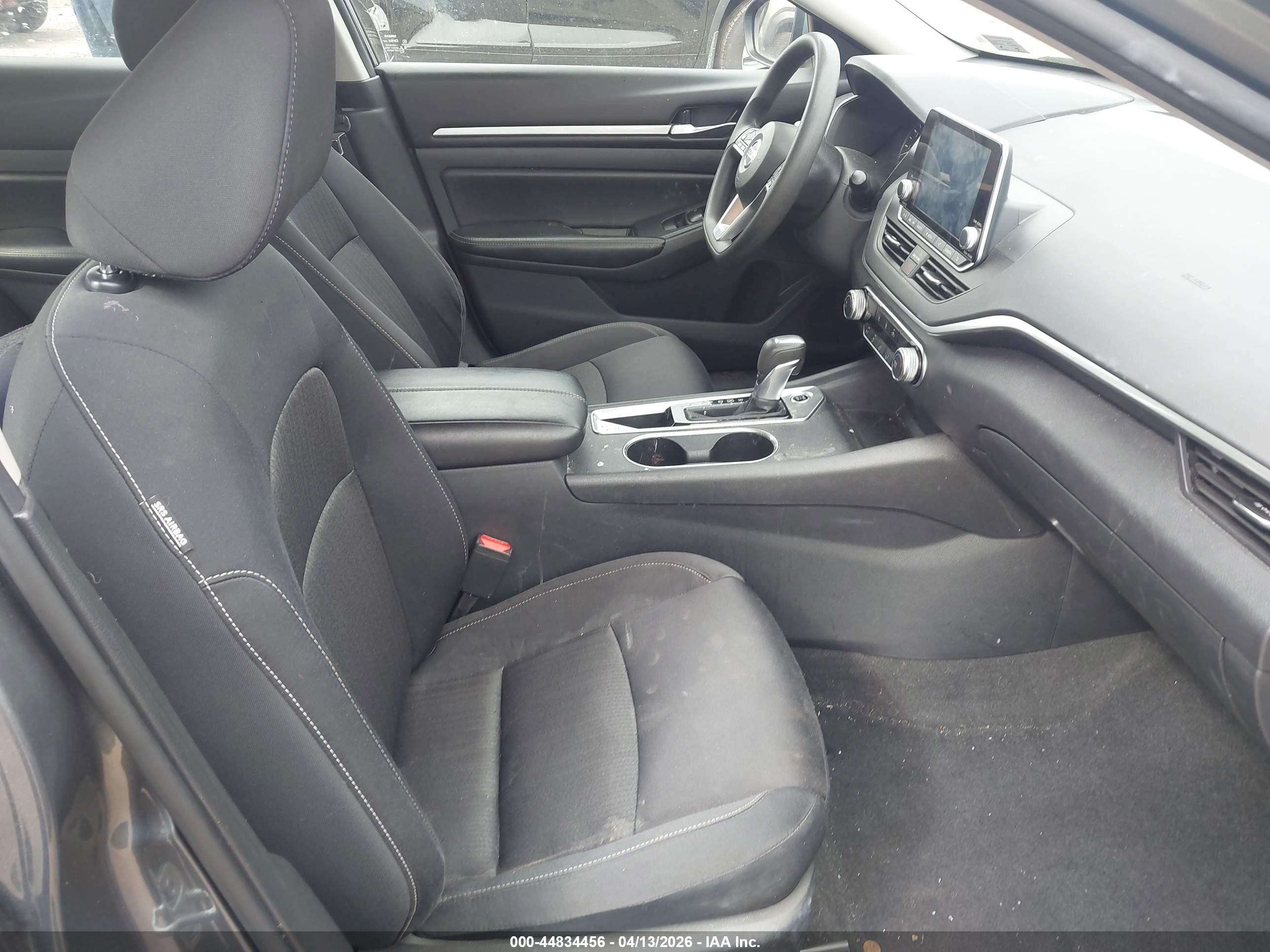 2022 Nissan Altima Sv Fwd Серый vin: 1N4BL4DV5NN404697