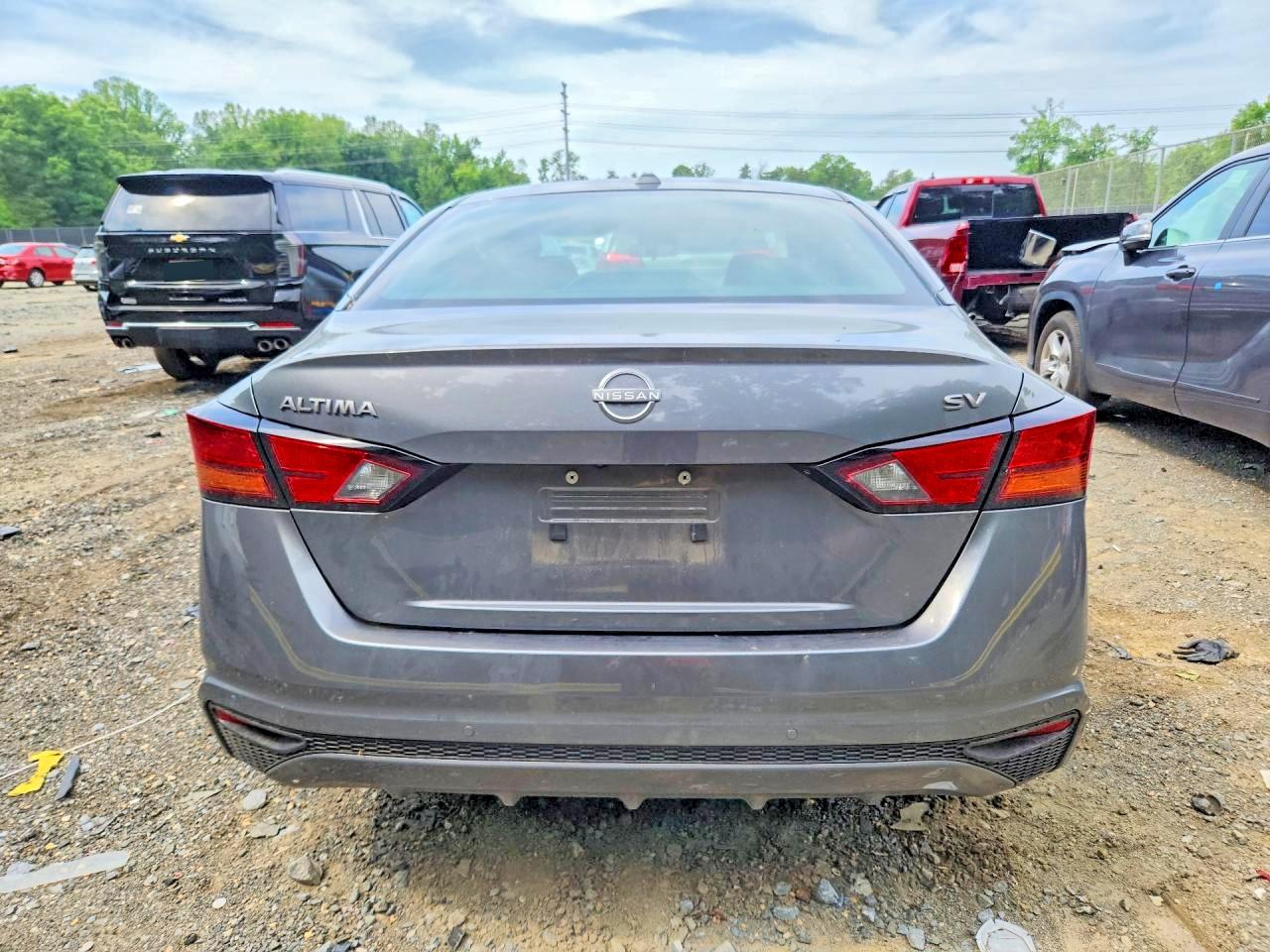 2024 Nissan Altima Sv Gray vin: 1N4BL4DV5RN352056