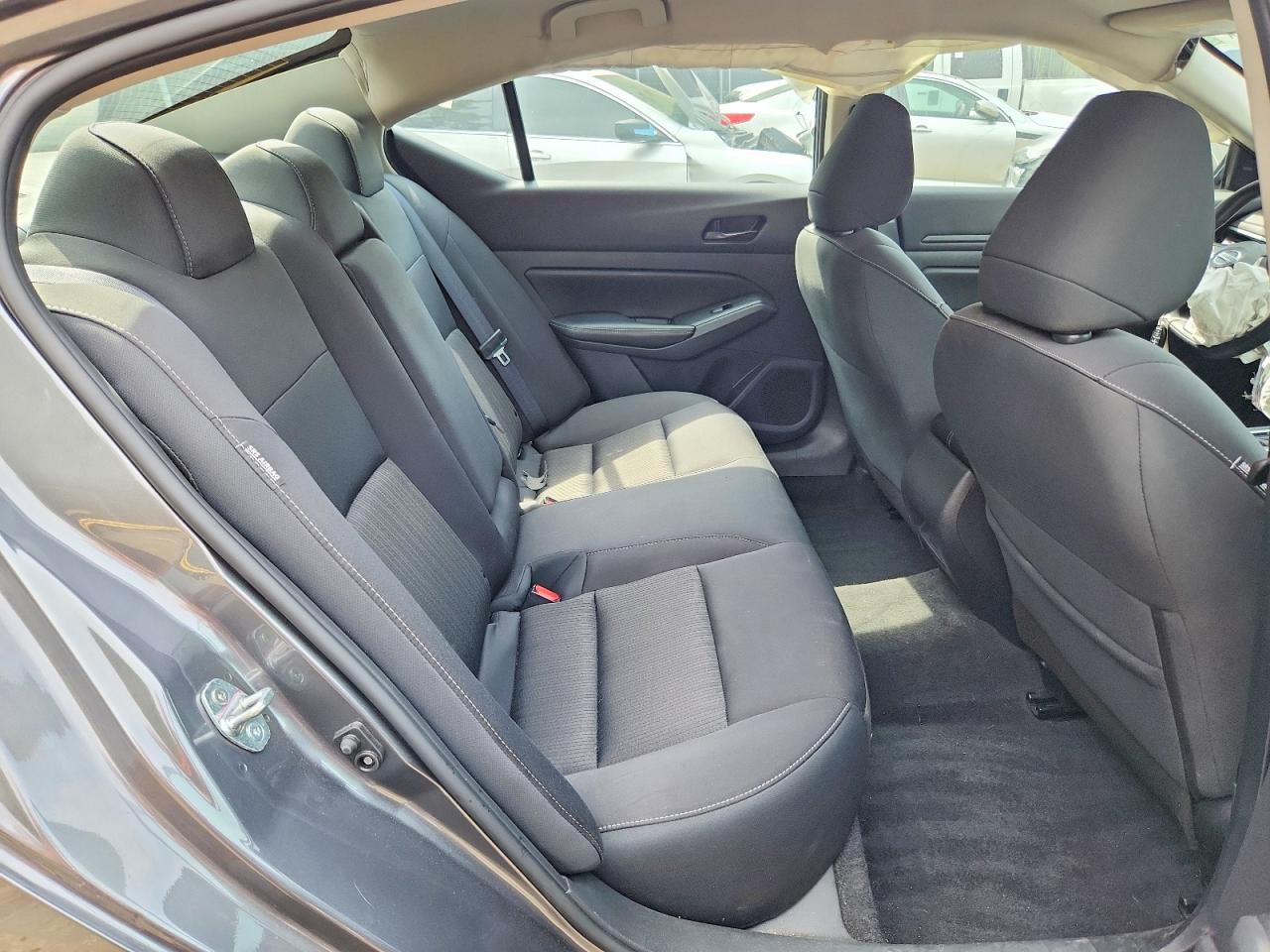 2024 Nissan Altima Sv Gray vin: 1N4BL4DV5RN352056