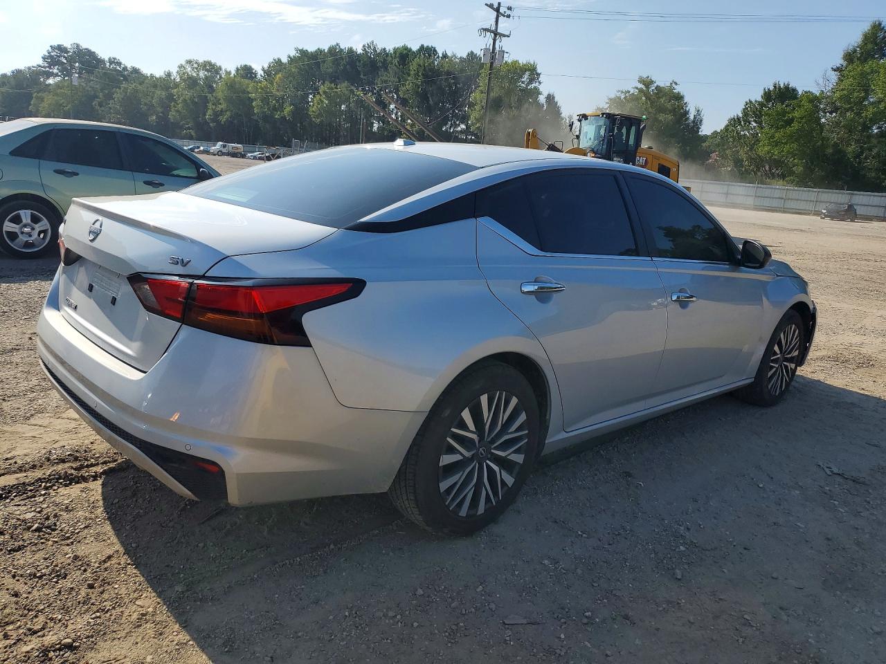 2024 Nissan Altima Sv Silver vin: 1N4BL4DV5RN378933