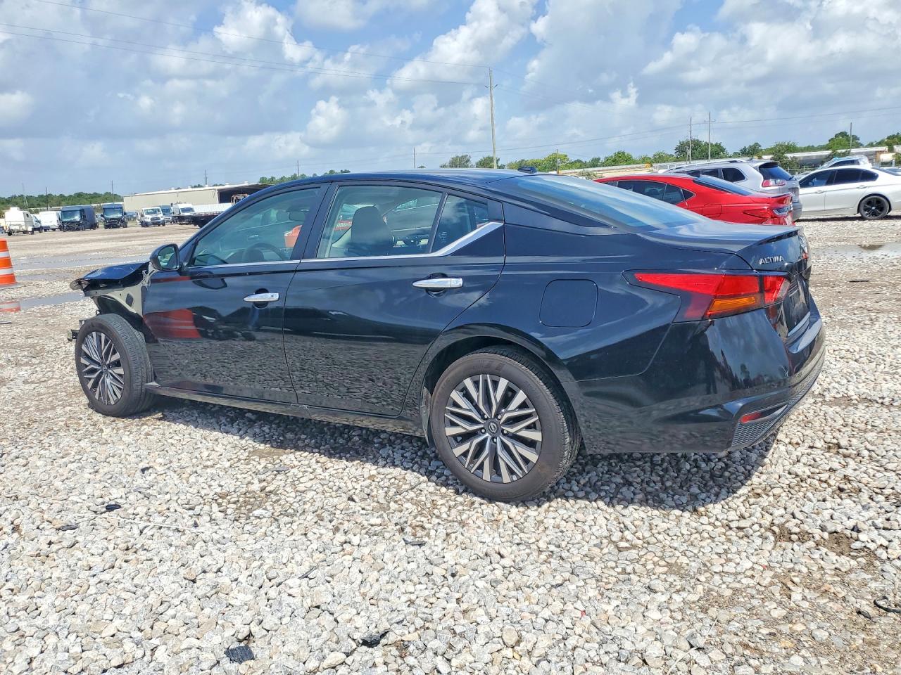 2025 Nissan Altima Sv Черный vin: 1N4BL4DV5SN344481