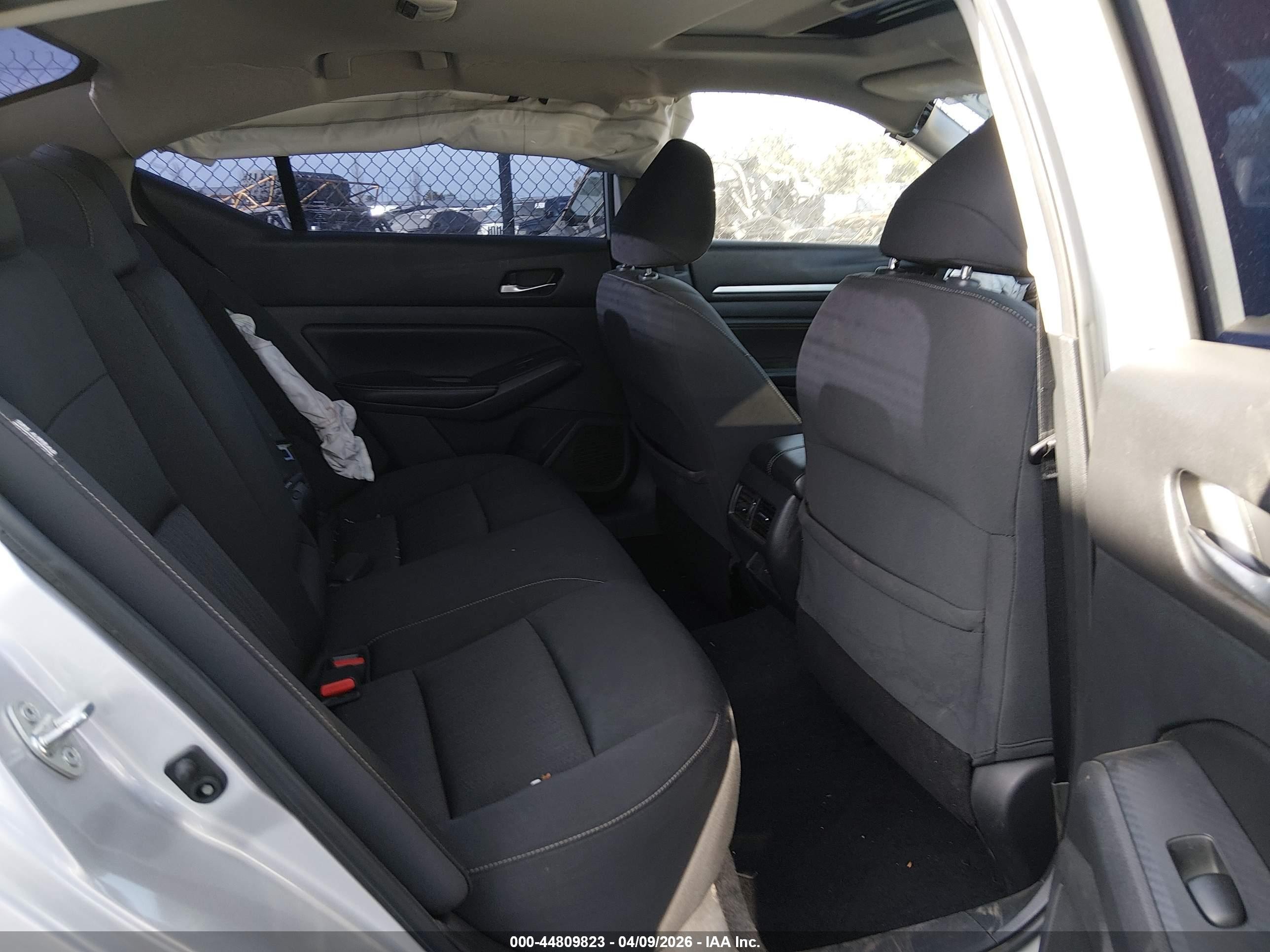 2019 Nissan Altima 2.5 Sv Silver vin: 1N4BL4DV6KC165930