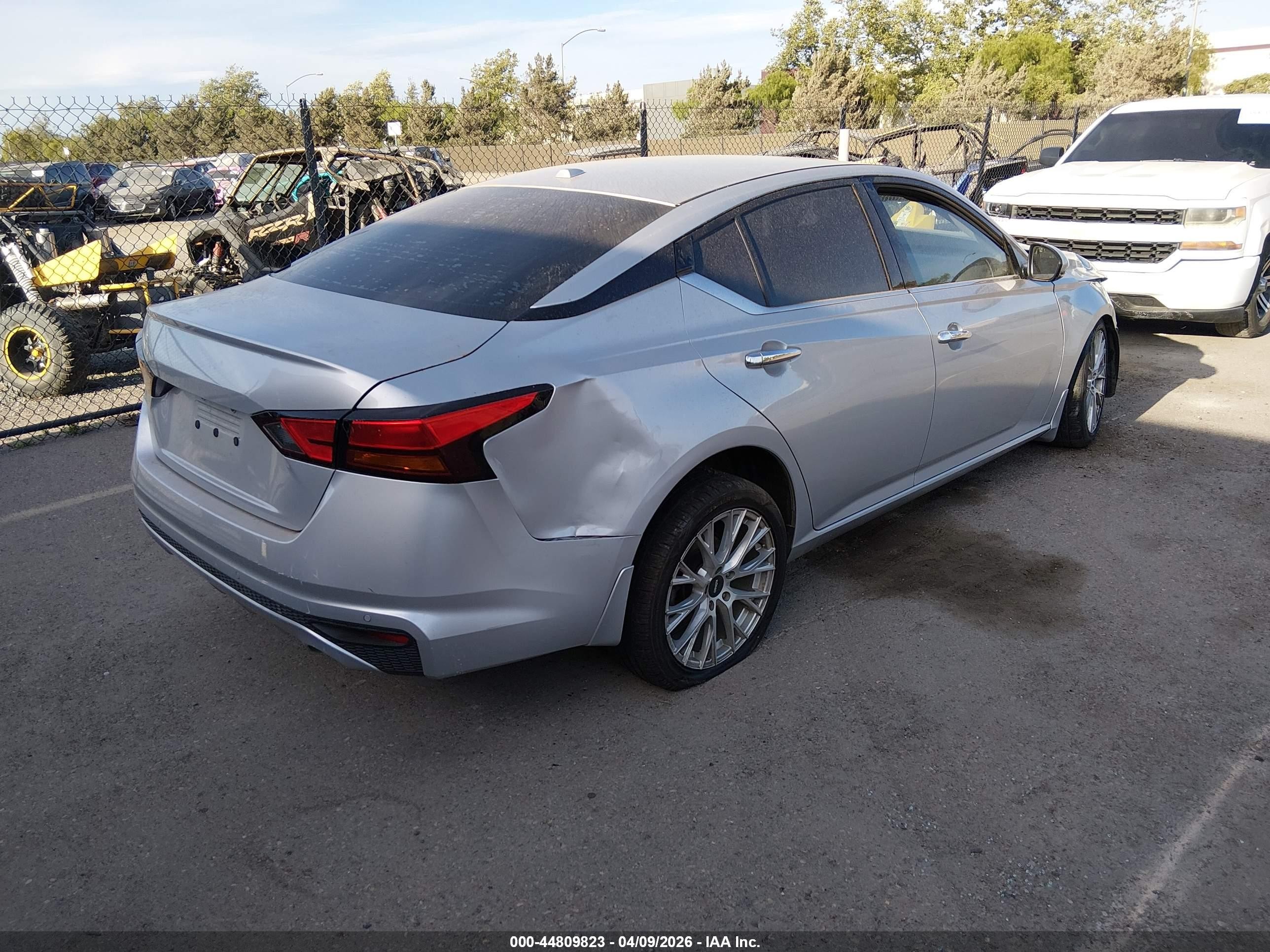 2019 Nissan Altima 2.5 Sv Silver vin: 1N4BL4DV6KC165930