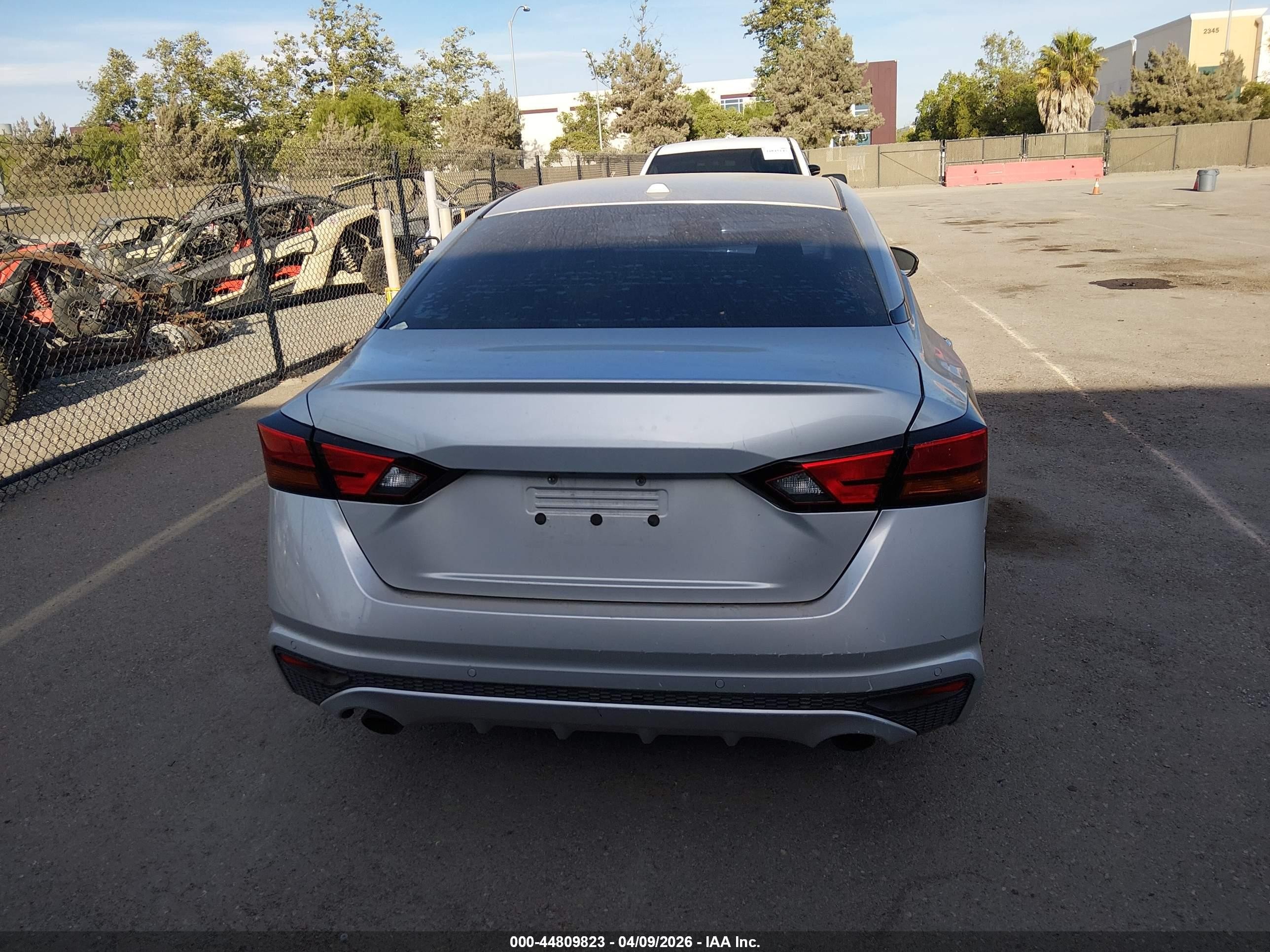2019 Nissan Altima 2.5 Sv Silver vin: 1N4BL4DV6KC165930