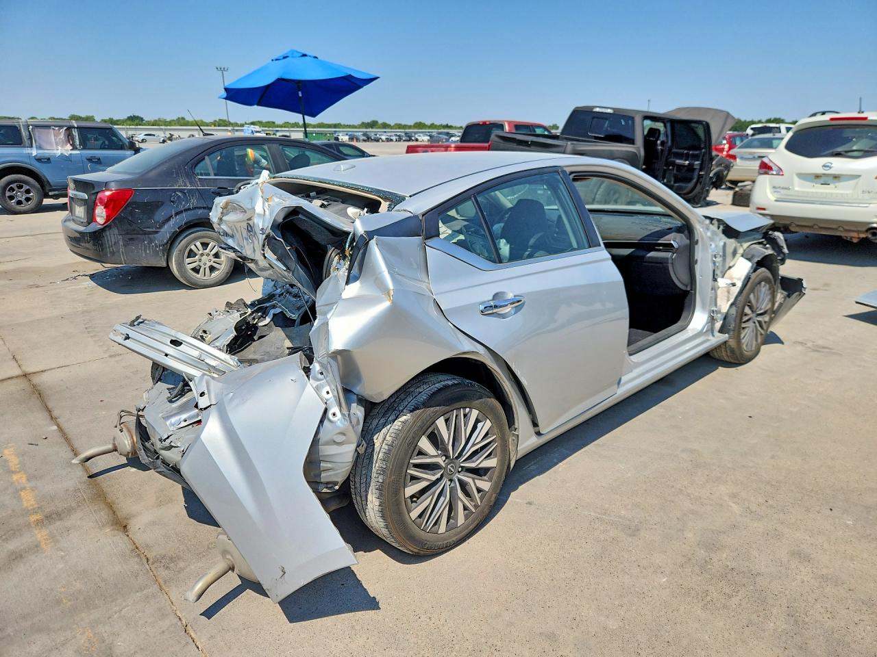 2024 Nissan Altima Sv Silver vin: 1N4BL4DV6RN430389