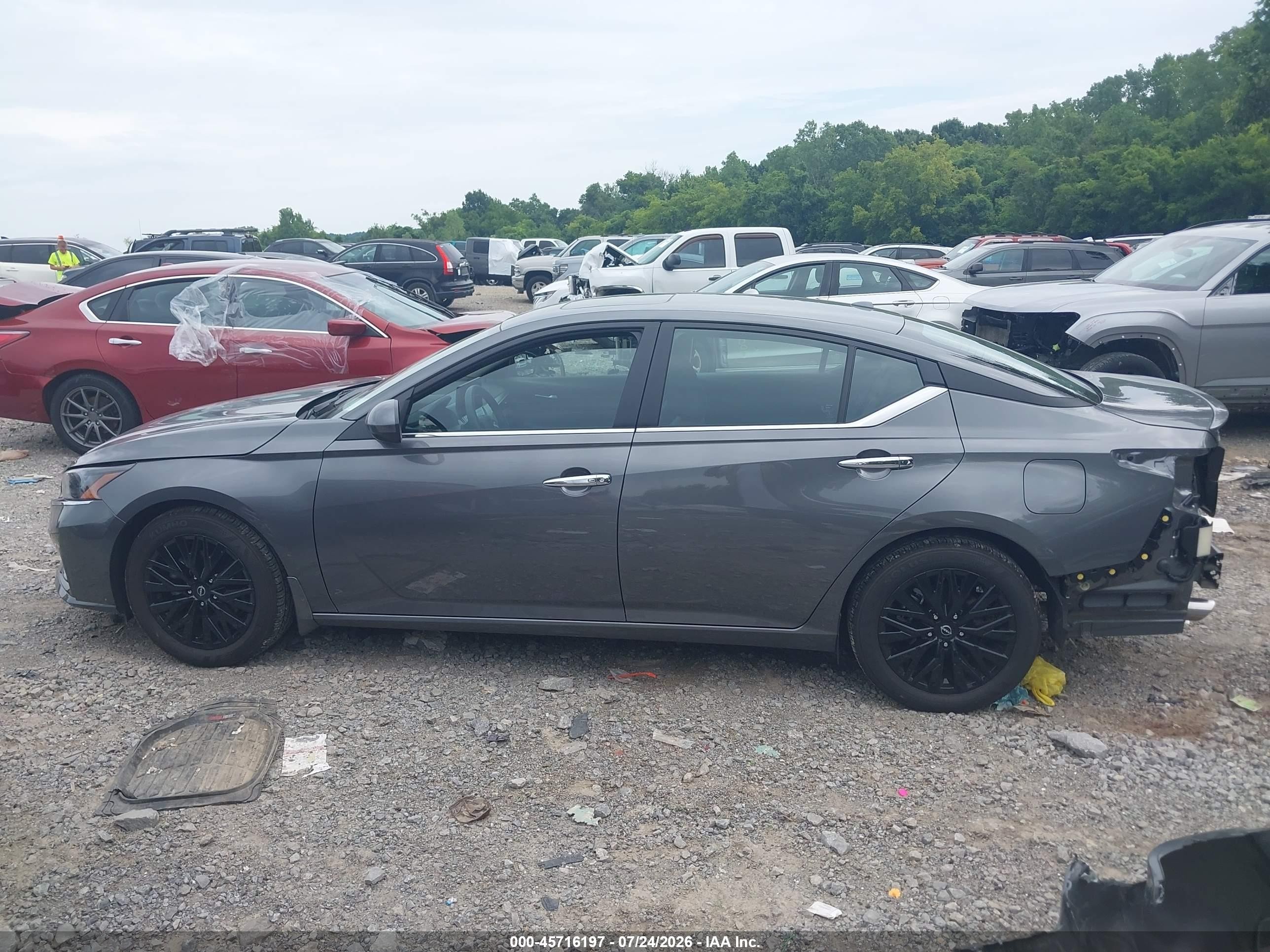 2025 Nissan Altima Sv Fwd Gray vin: 1N4BL4DV6SN417776