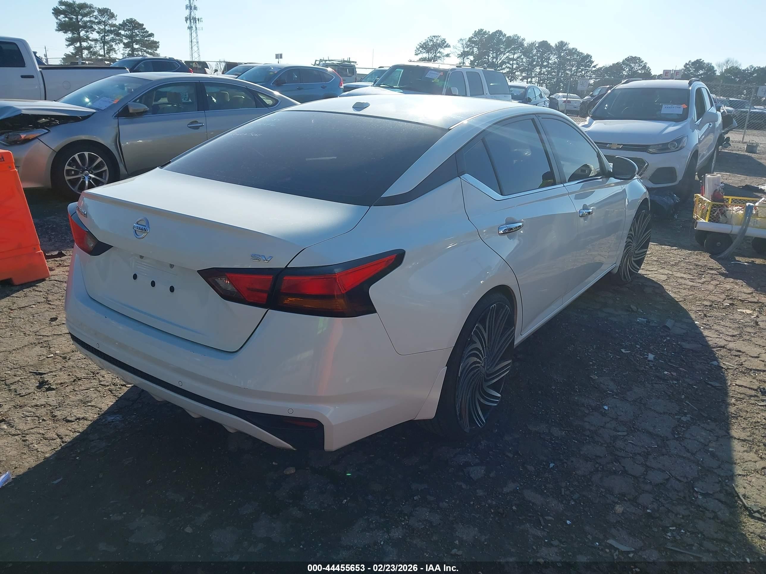 2021 Nissan Altima Sv Fwd White vin: 1N4BL4DV7MN302333