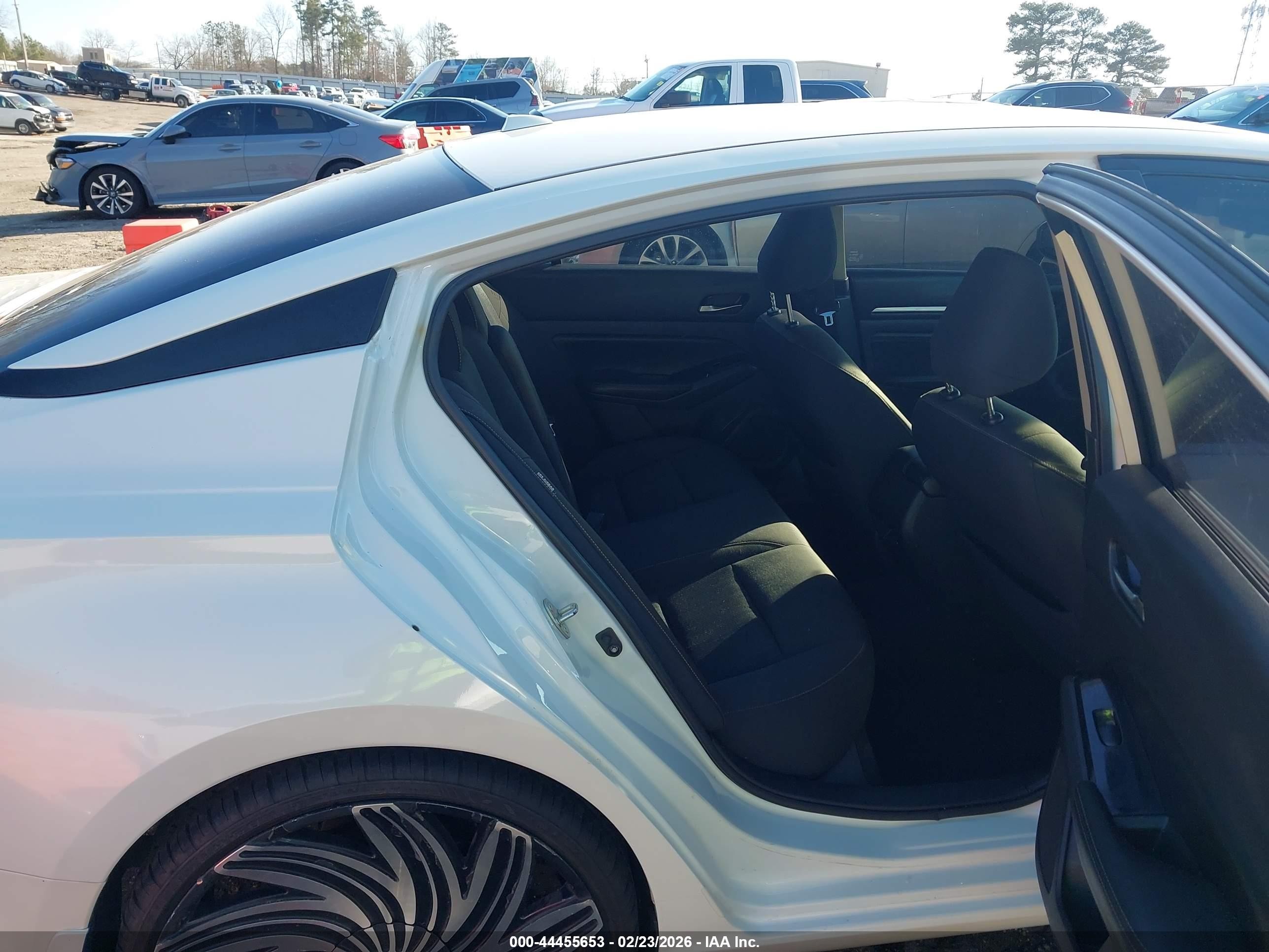 2021 Nissan Altima Sv Fwd White vin: 1N4BL4DV7MN302333