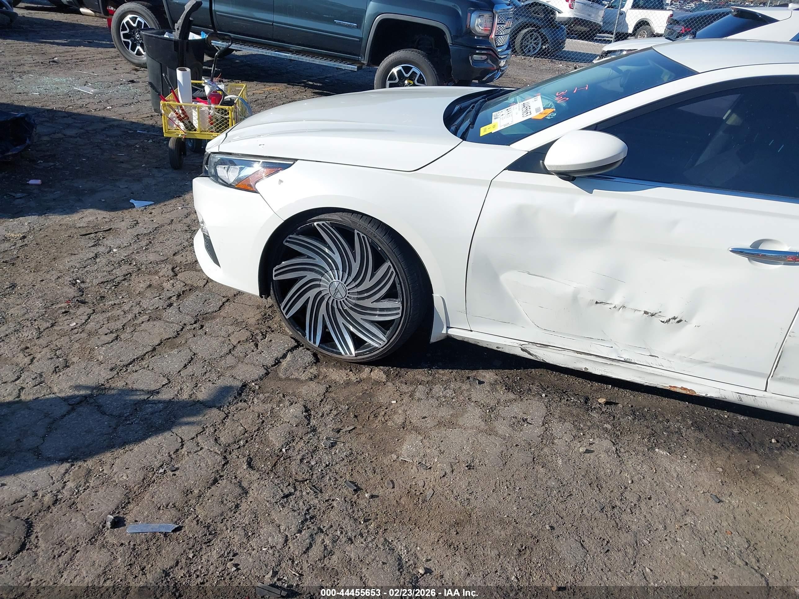 2021 Nissan Altima Sv Fwd White vin: 1N4BL4DV7MN302333