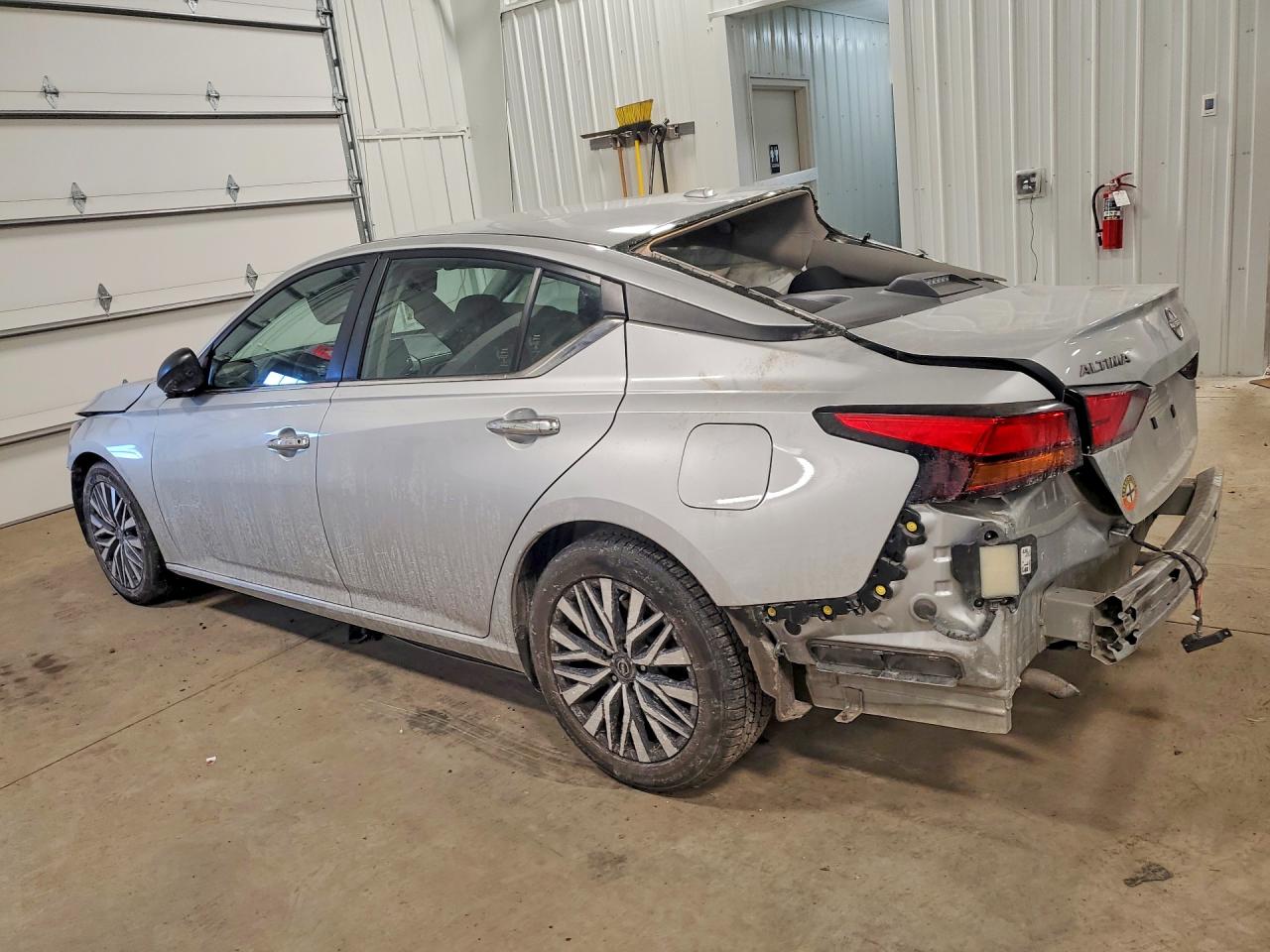 2024 Nissan Altima Sv Silver vin: 1N4BL4DV7RN328518