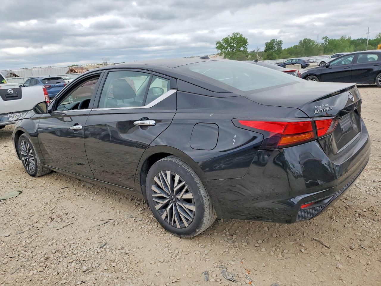 2024 Nissan Altima 2.5 Sv Black vin: 1N4BL4DV7RN417036