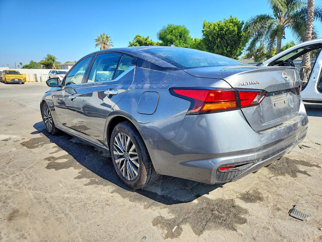 2025 Nissan Altima Sv Gray vin: 1N4BL4DV8SN382786