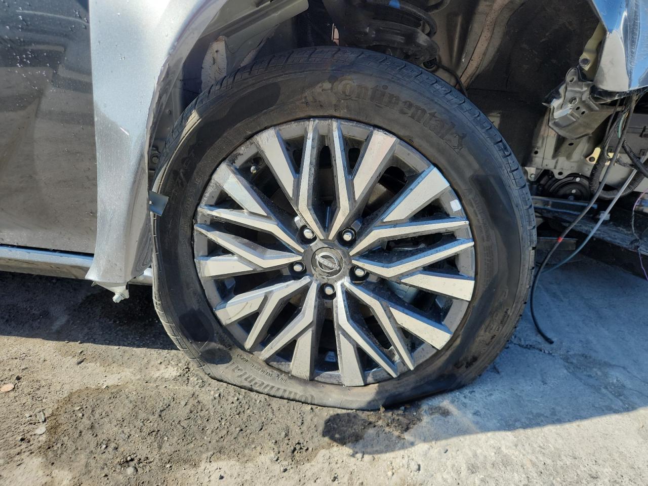 2025 Nissan Altima Sv Gray vin: 1N4BL4DV8SN382786 Damage: Right Front Wheel, Curb Rash, > 12 Inches