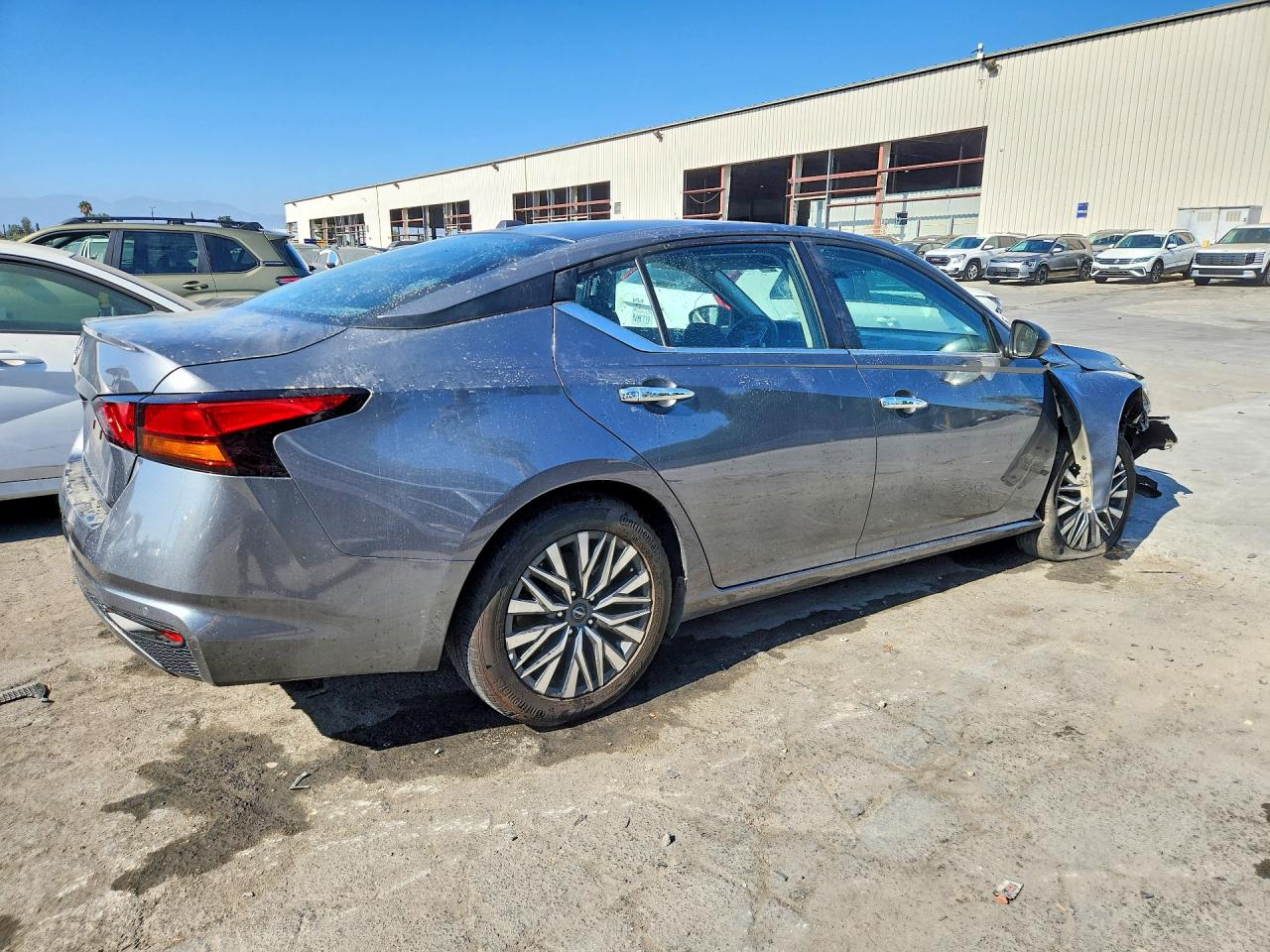 2025 Nissan Altima Sv Gray vin: 1N4BL4DV8SN382786