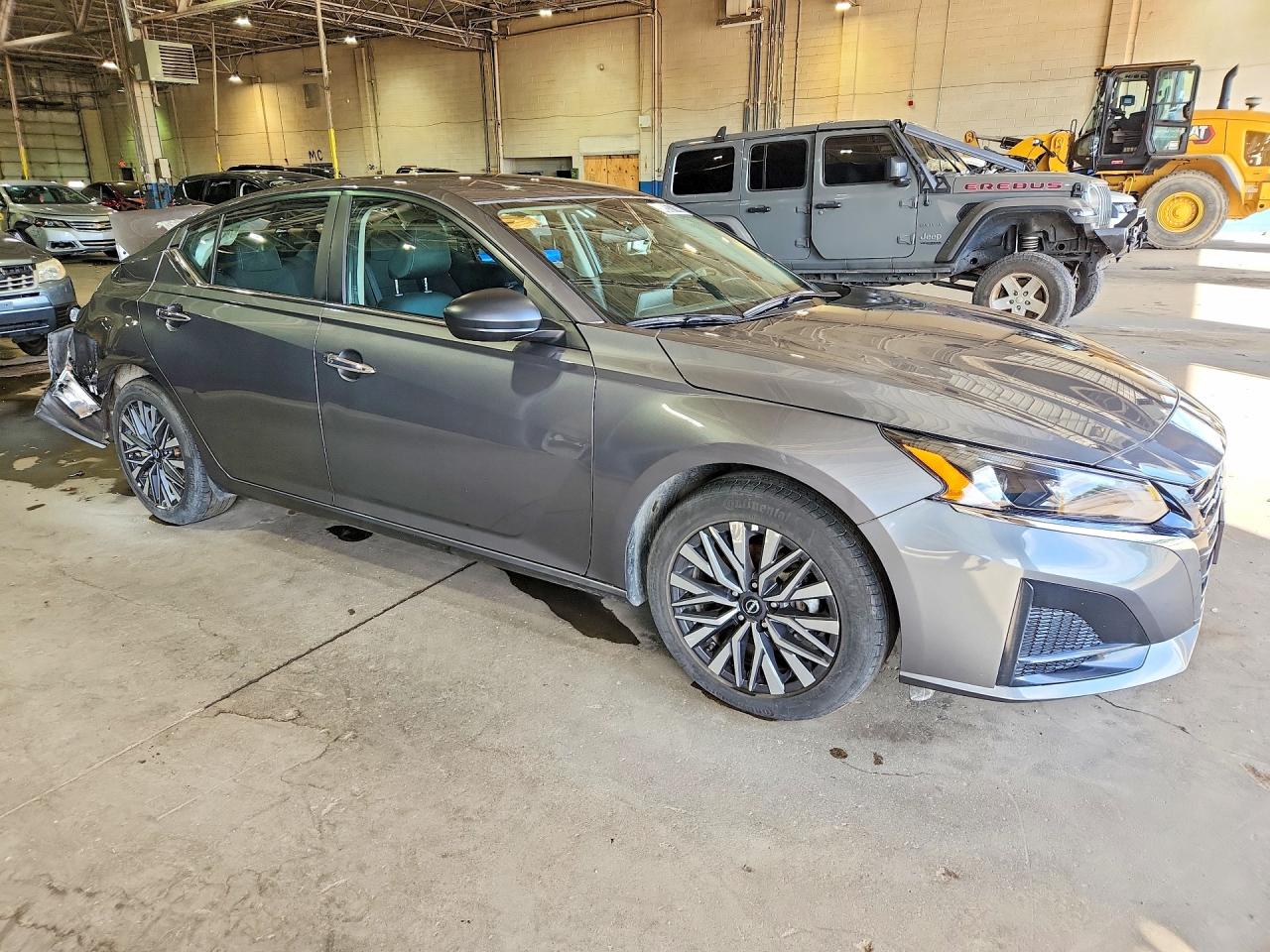 2025 Nissan Altima Sv Gray vin: 1N4BL4DV8SN388961
