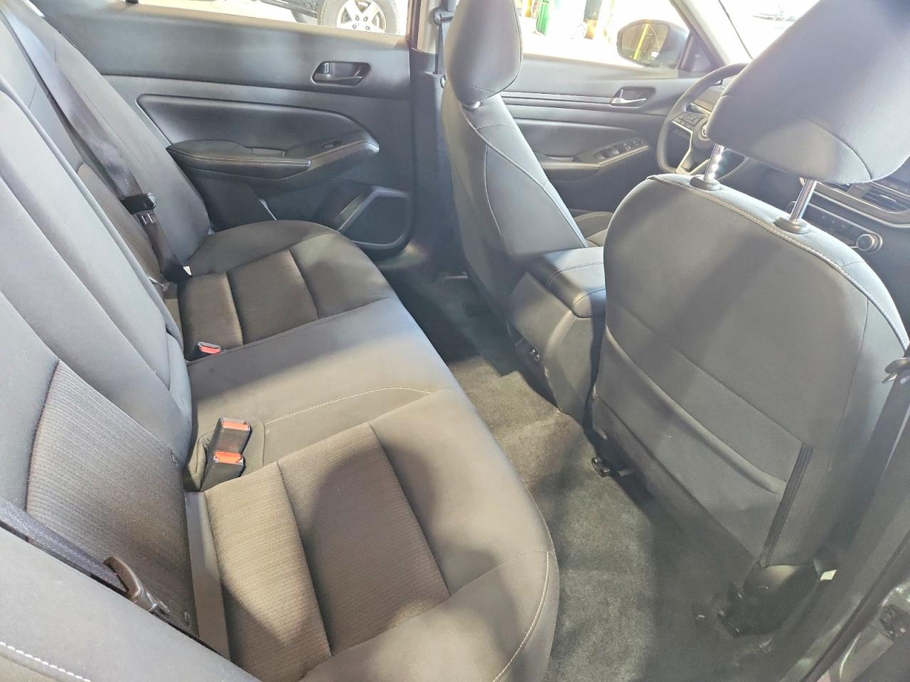 2025 Nissan Altima Sv Gray vin: 1N4BL4DV8SN388961