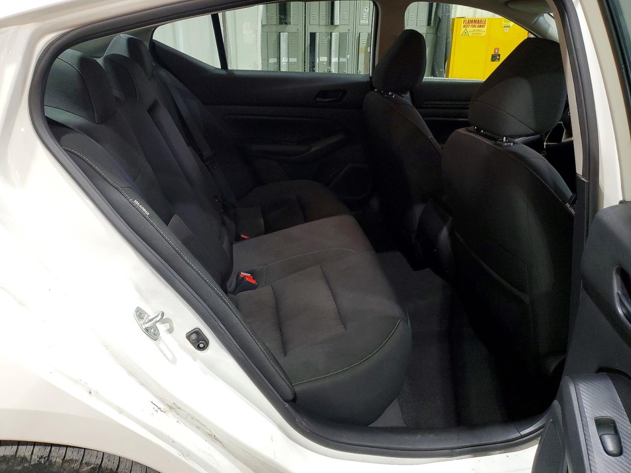 2025 Nissan Altima Sv White vin: 1N4BL4DV9SN304792