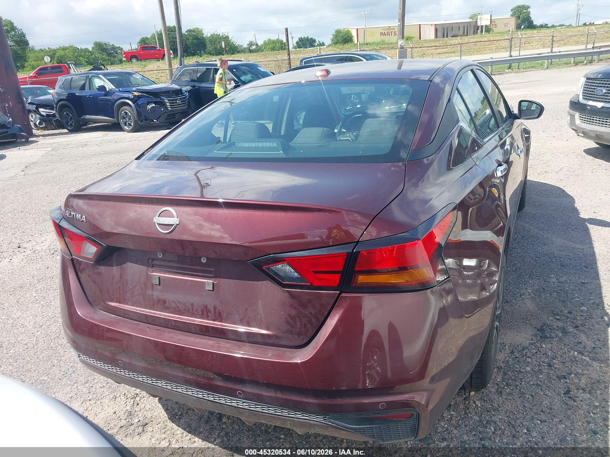 2025 Nissan Altima Sv Fwd Burgundy vin: 1N4BL4DV9SN342877