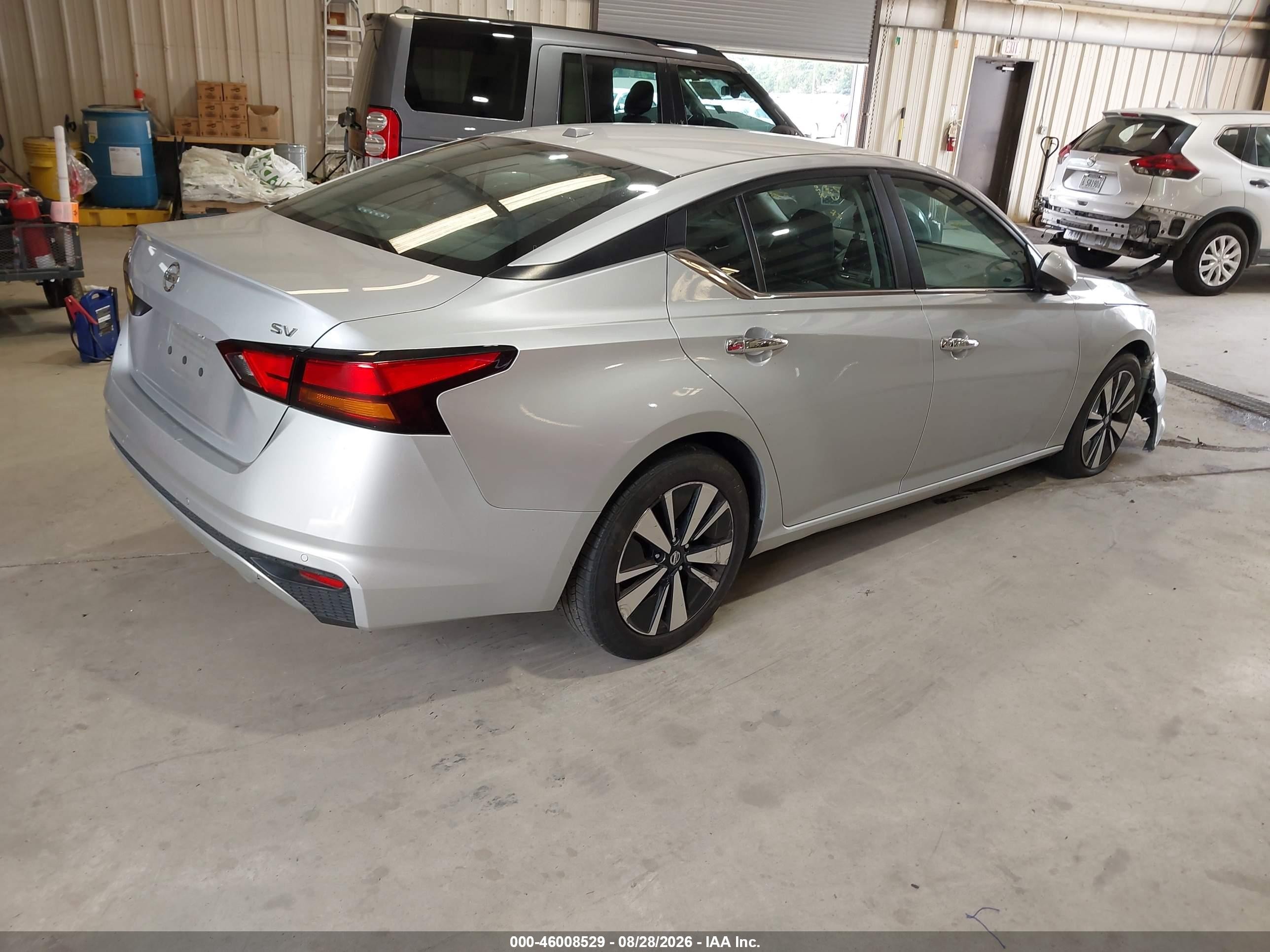 2021 Nissan Altima Sv Fwd Silver vin: 1N4BL4DVXMN364602